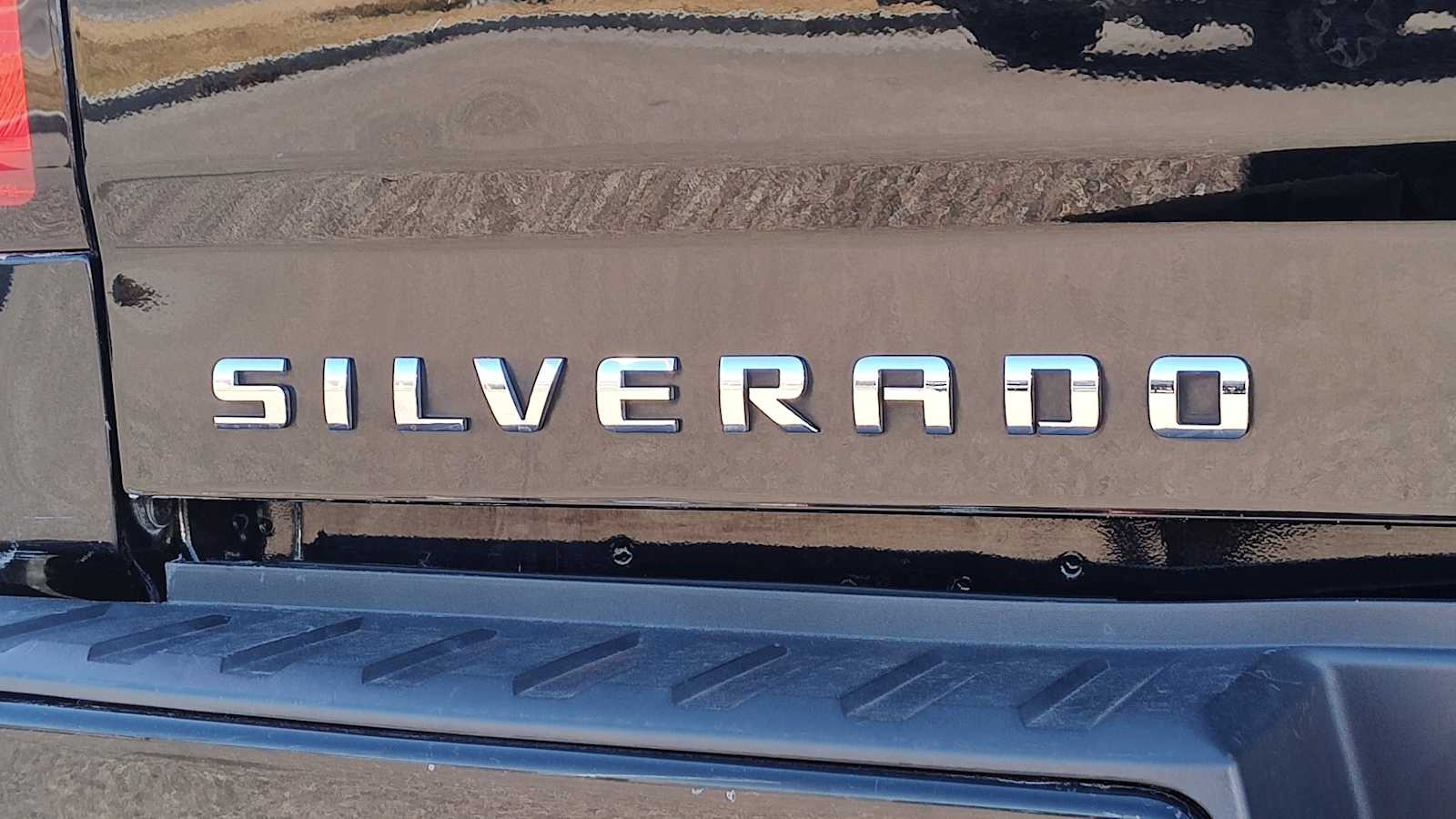 Thumbnail: 2018 Chevrolet Silverado 1500 - 7