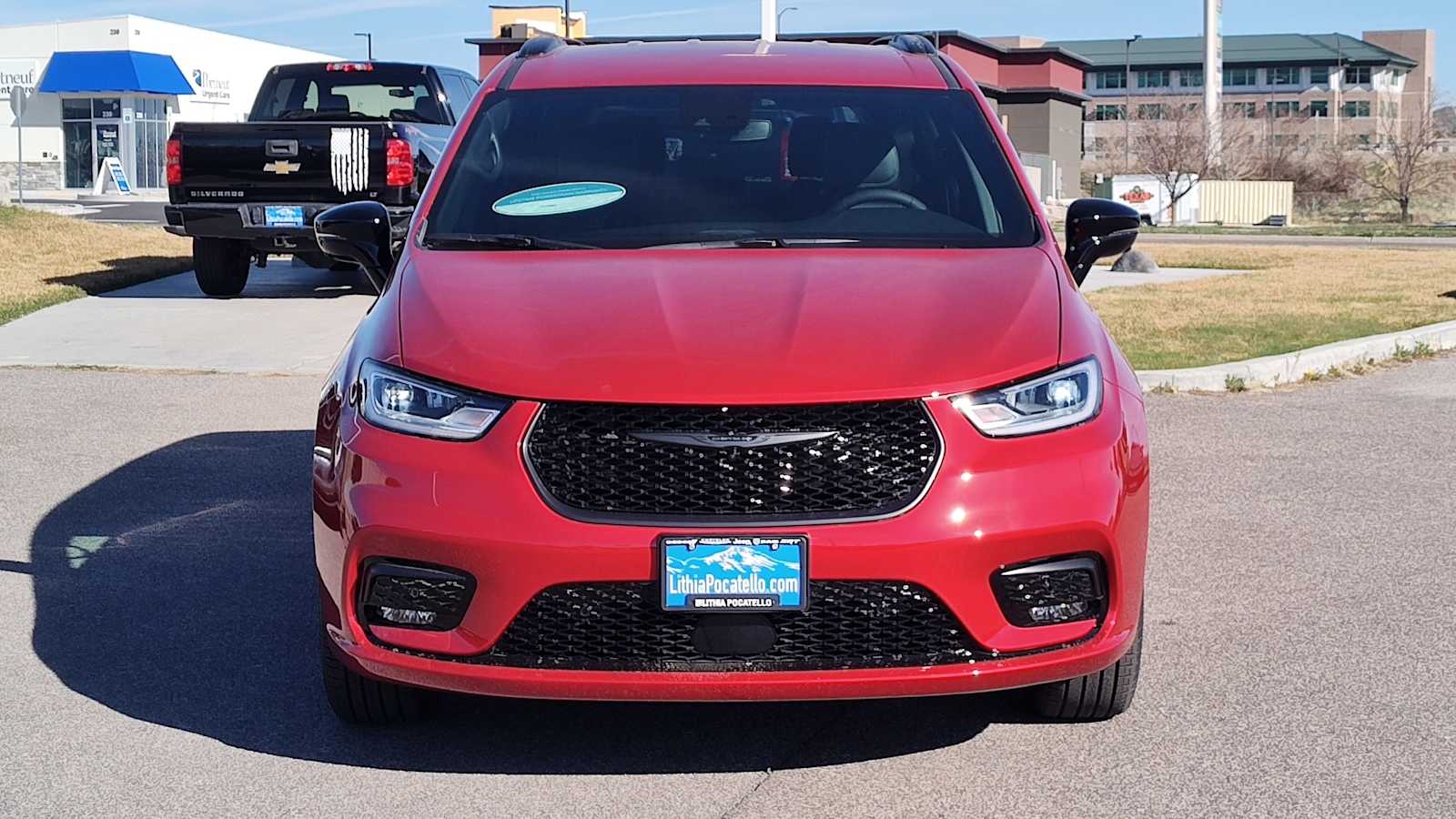 Thumbnail: 2026 Chrysler Pacifica - 6