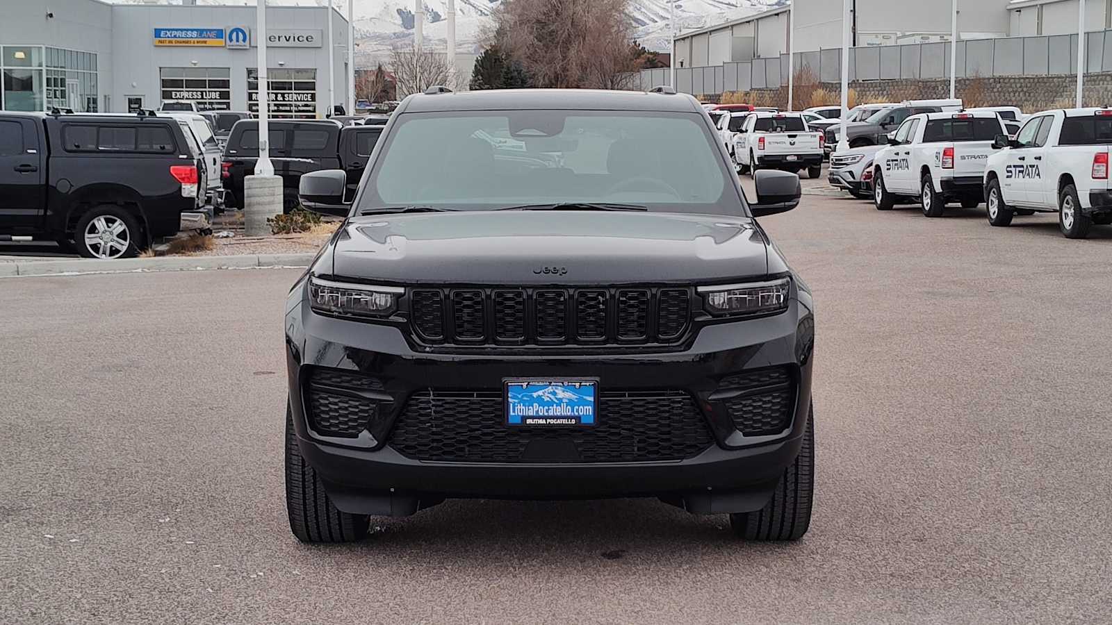 Thumbnail: 2025 Jeep Grand Cherokee - 6