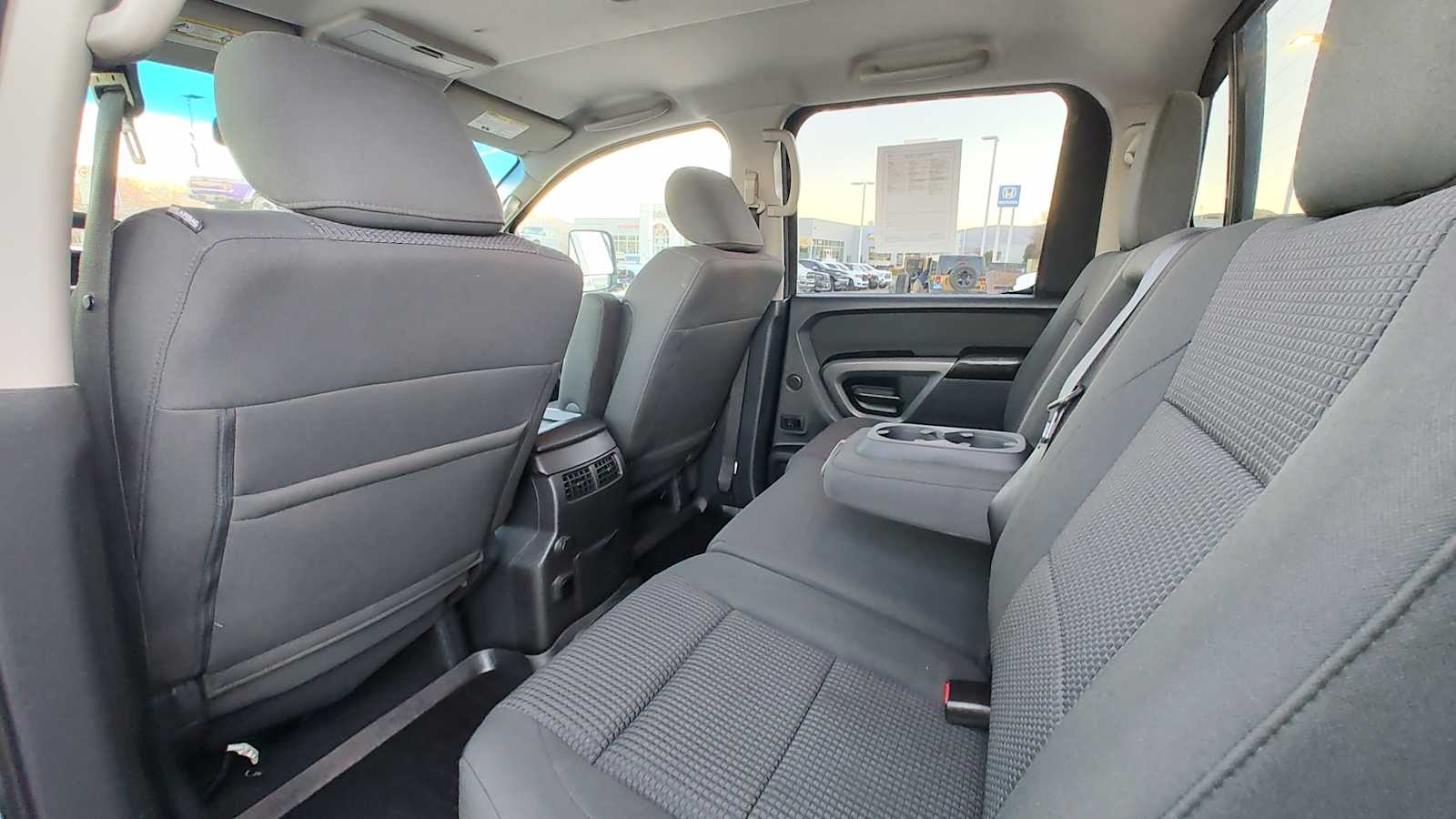 Thumbnail: 2015 Nissan Titan - 12