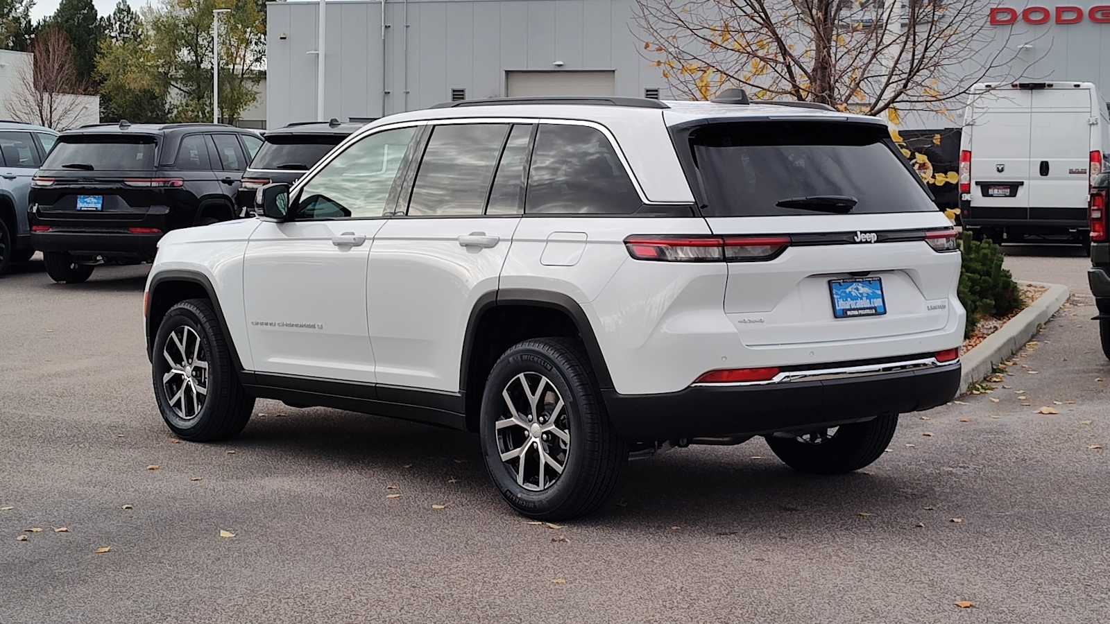 Thumbnail: 2025 Jeep Grand Cherokee - 4