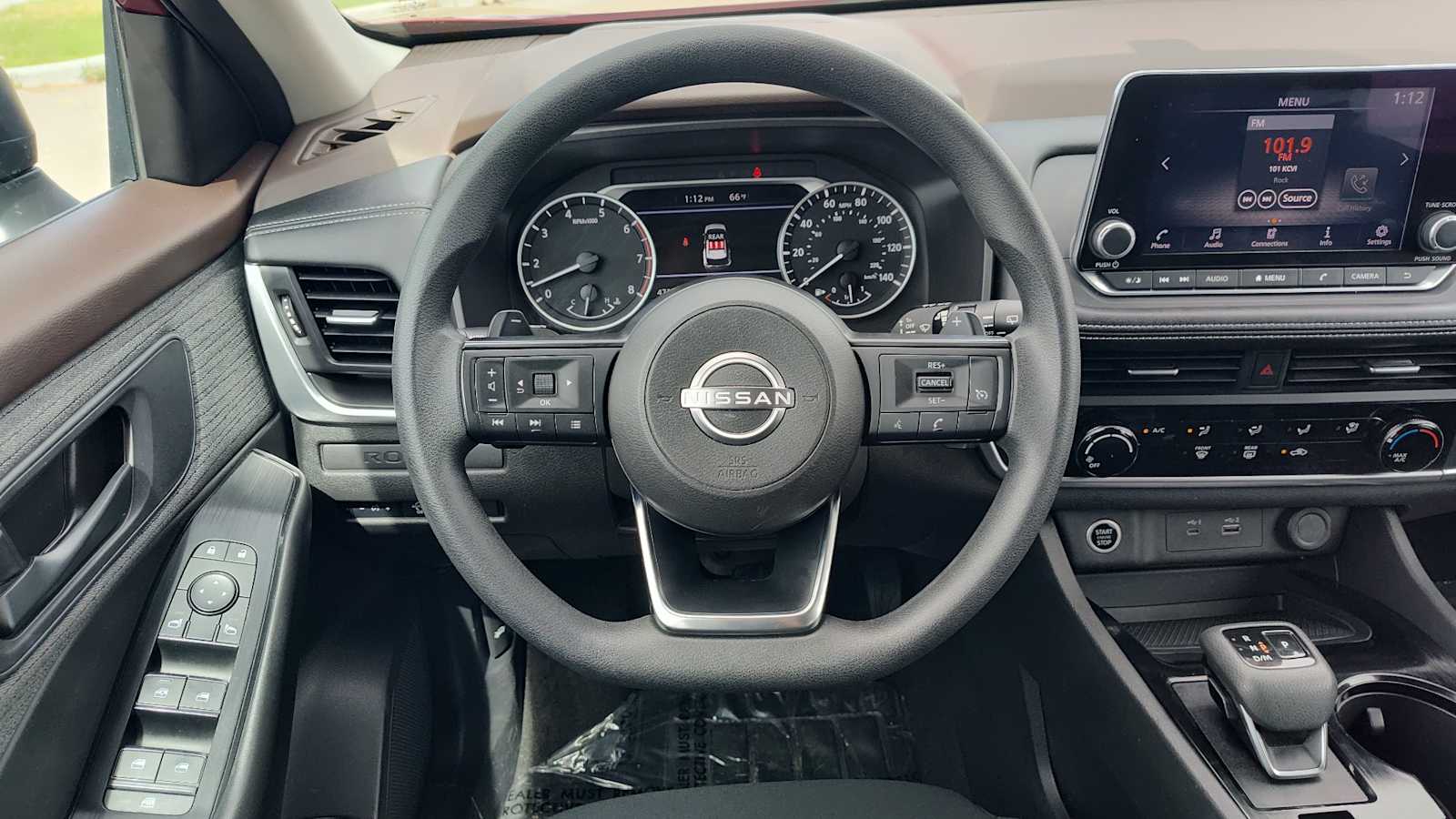 Thumbnail: 2023 Nissan Rogue - 15