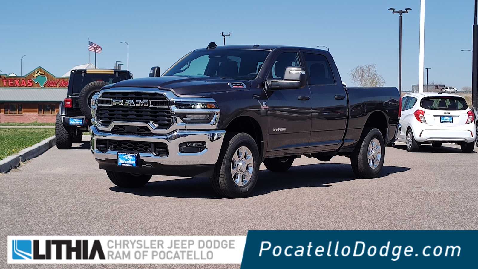 2025 Ram 2500 BIG HORN CREW CAB 4X4 6'4 BOX