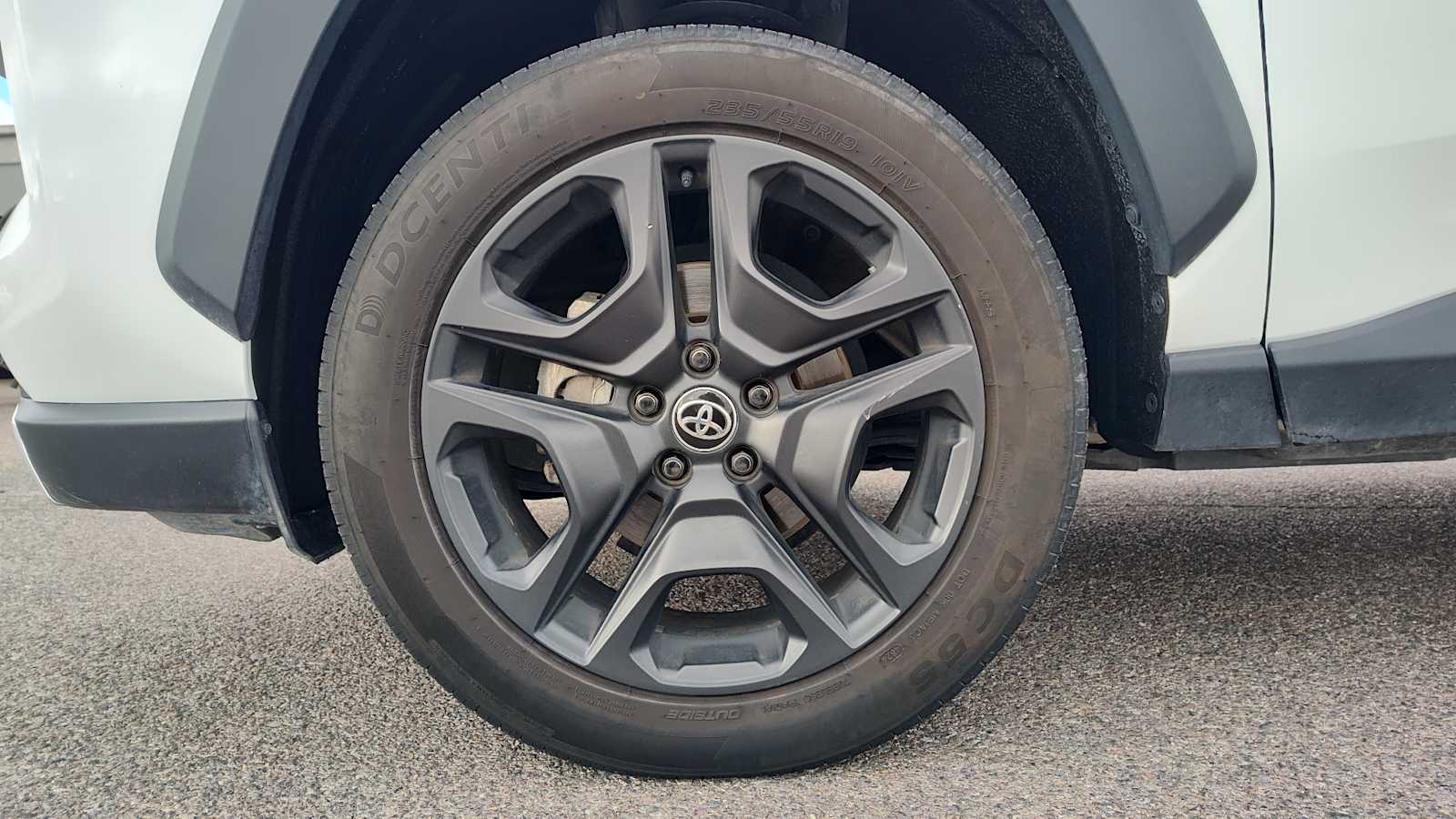 Thumbnail: 2023 Toyota RAV4 - 8