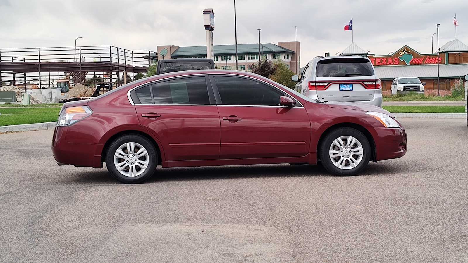 Thumbnail: 2010 Nissan Altima - 23