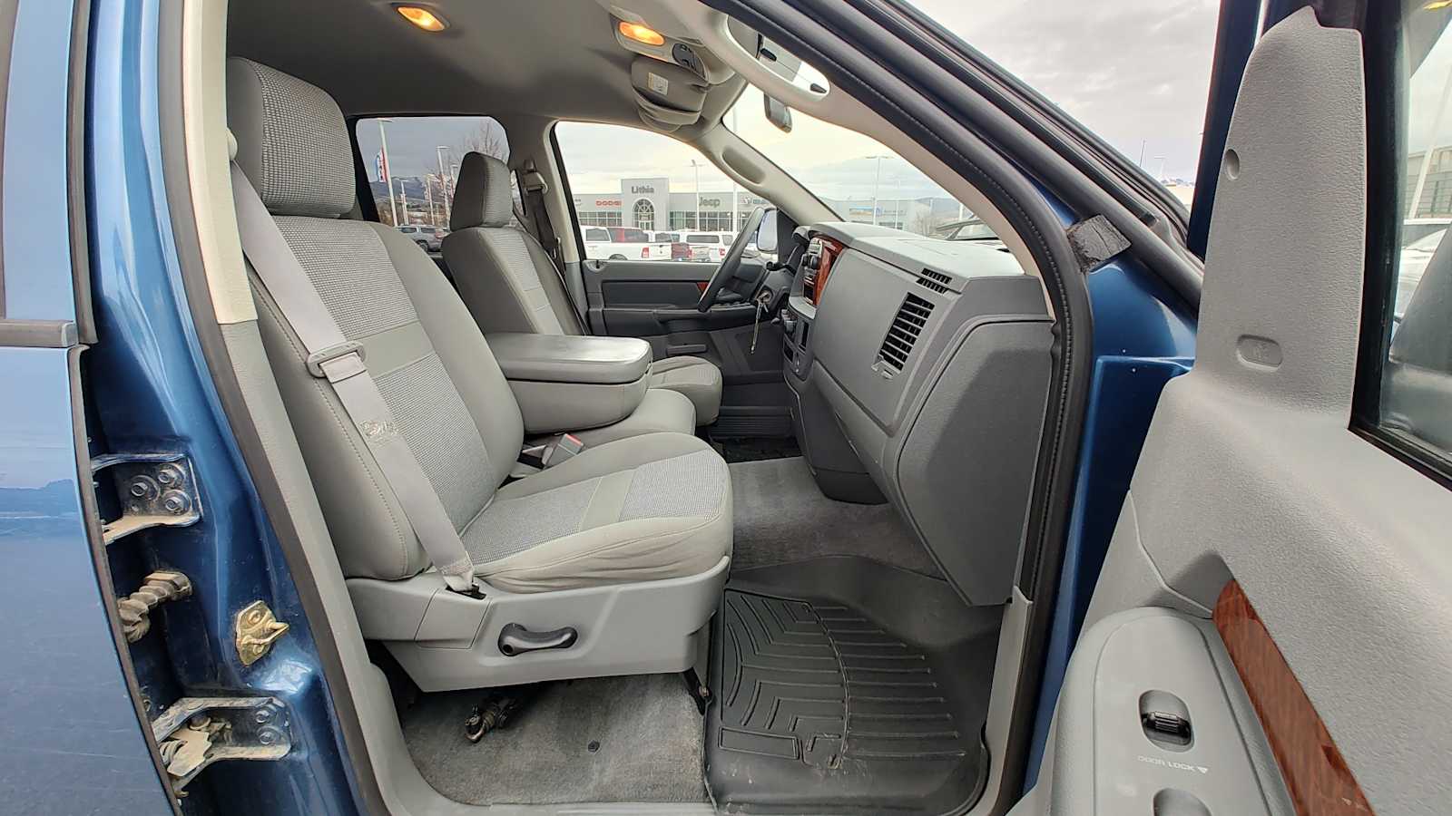 Thumbnail: 2006 Dodge Ram 1500 - 14