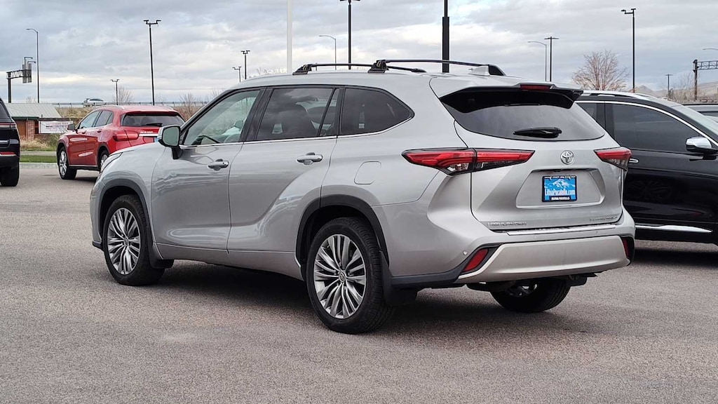 Used 2021 Toyota Highlander Platinum SUV