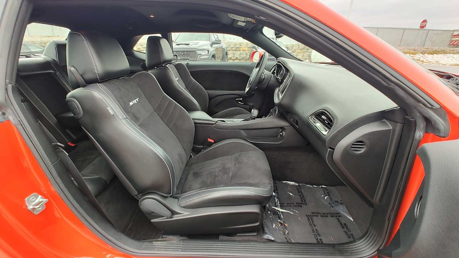 Thumbnail: 2016 Dodge Challenger - 14