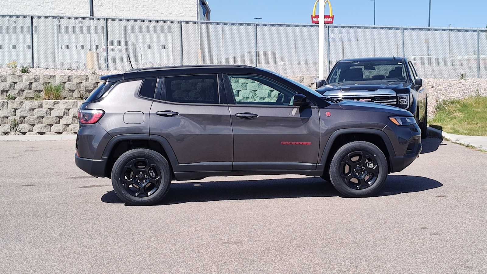 Thumbnail: 2024 Jeep Compass - 25