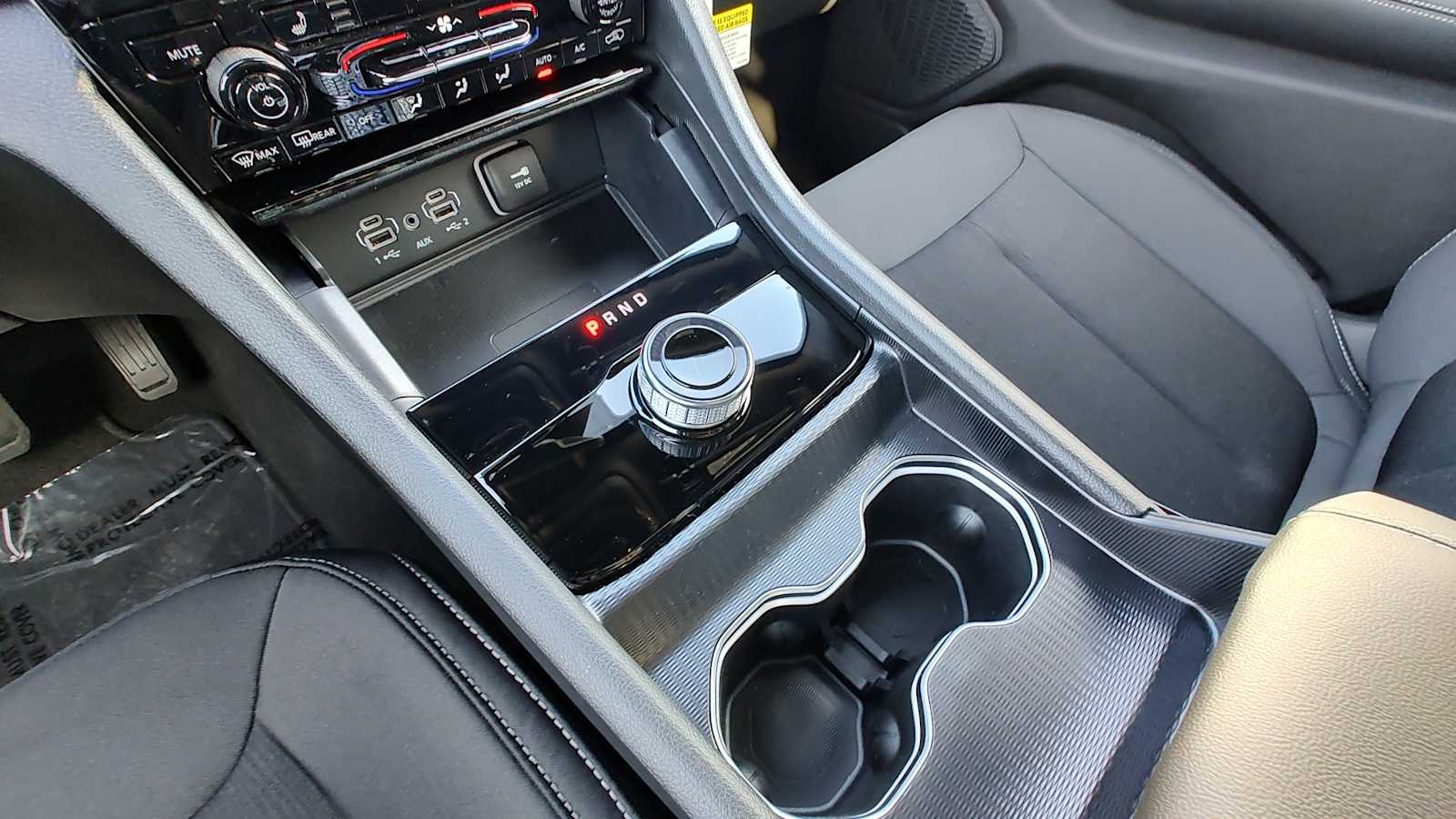 Thumbnail: 2025 Jeep Grand Cherokee - 17