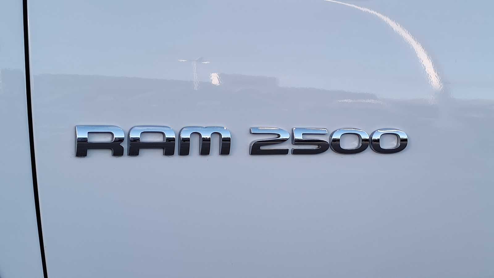 2006 Dodge Ram SLT photo 2