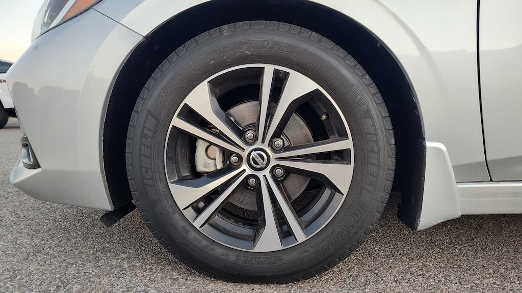 Used 2023 Nissan Sentra SV Sedan