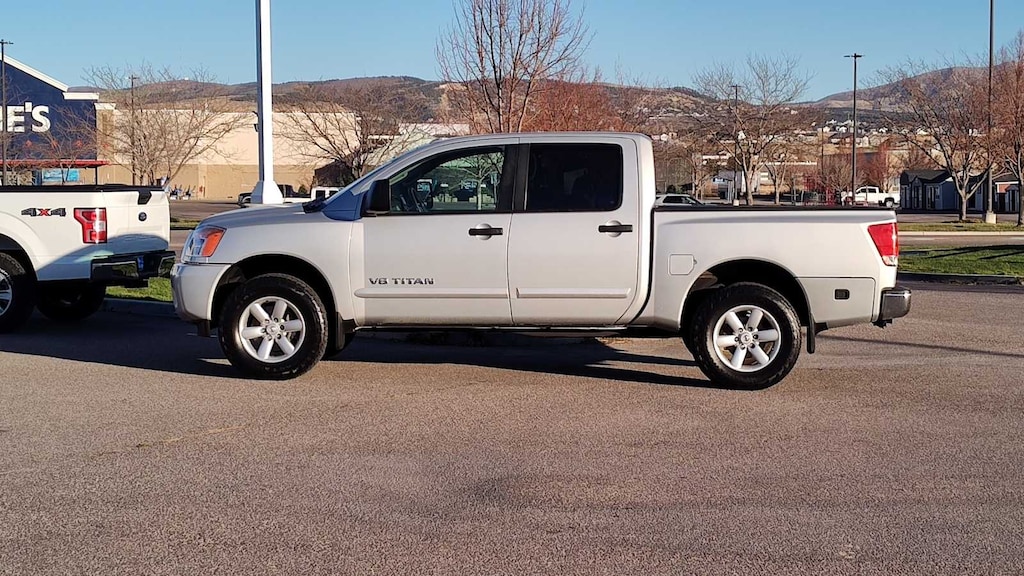 Used 2015 Nissan Titan PRO-4X Truck Crew Cab