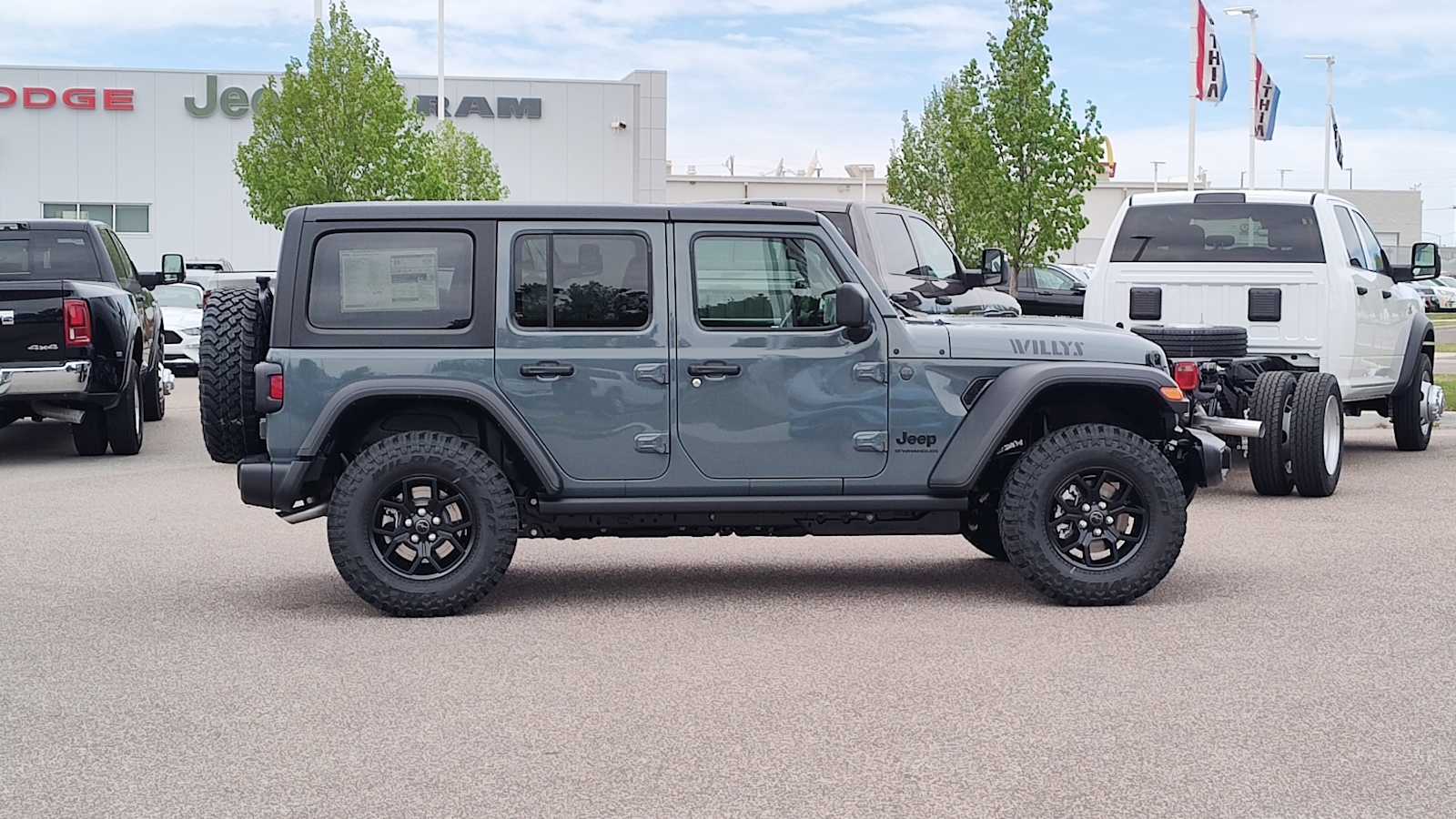 Thumbnail: 2026 Jeep Wrangler - 25