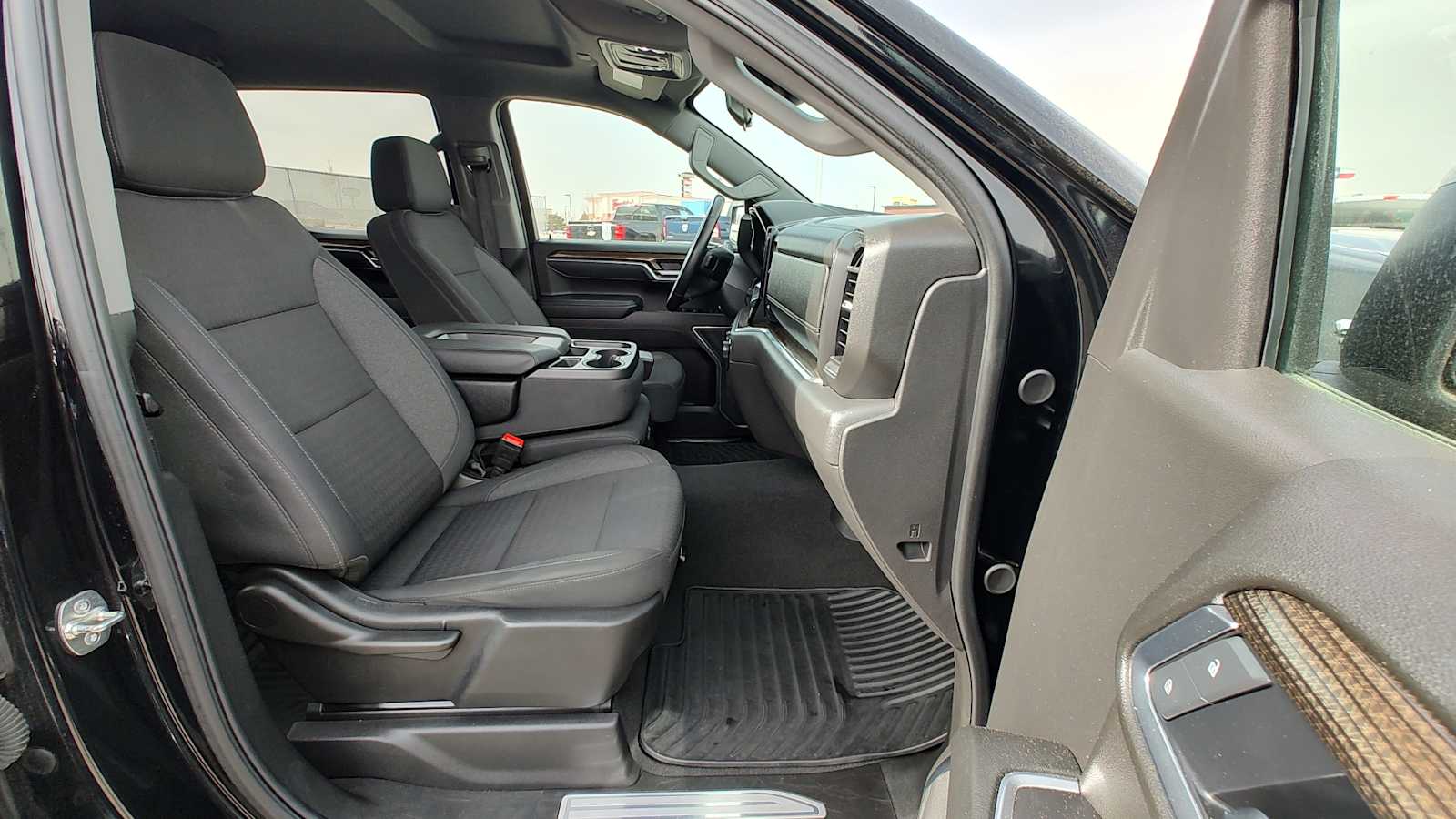 Thumbnail: 2025 Chevrolet Silverado 1500 - 14