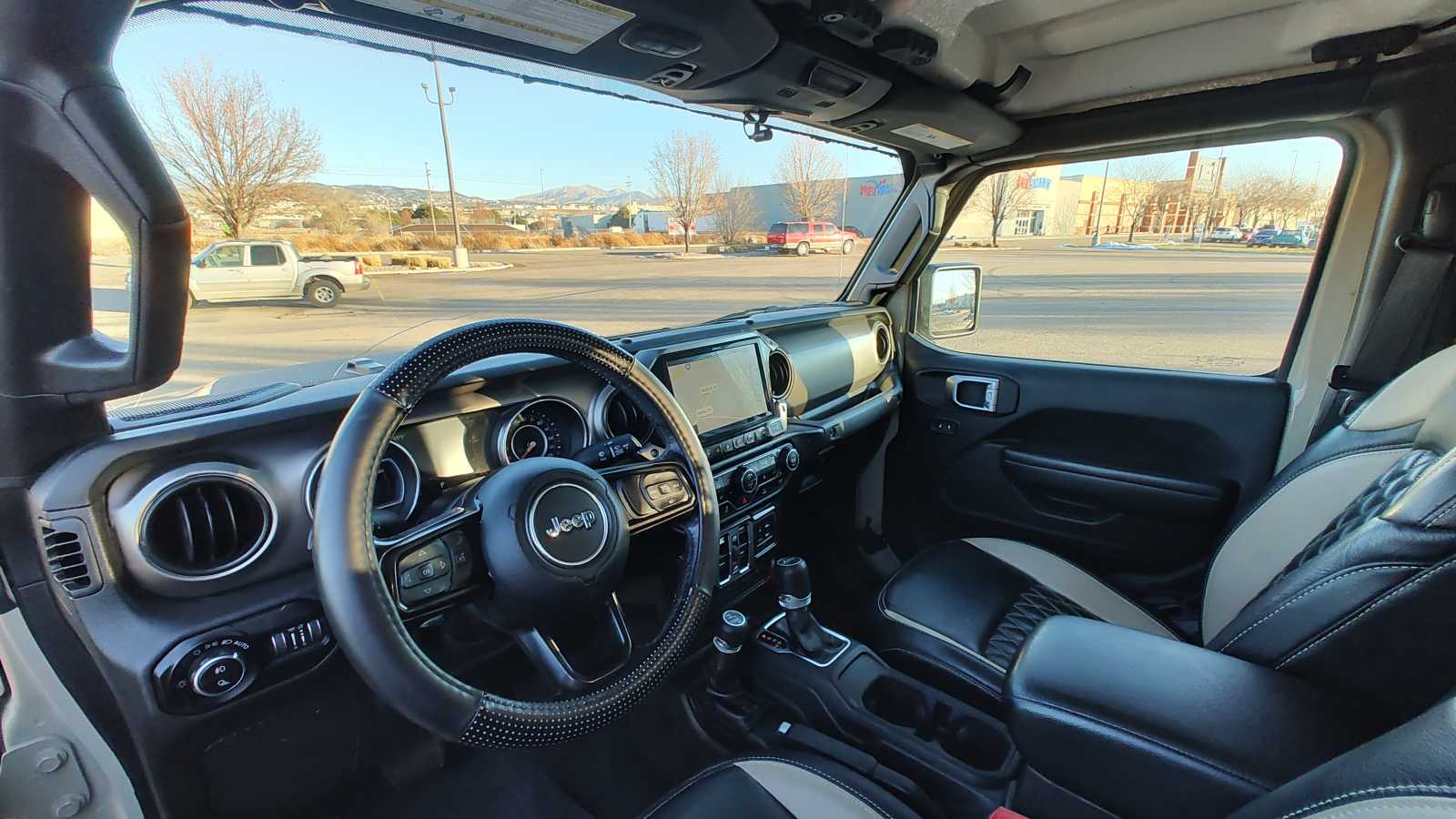 Thumbnail: 2020 Jeep Gladiator - 2