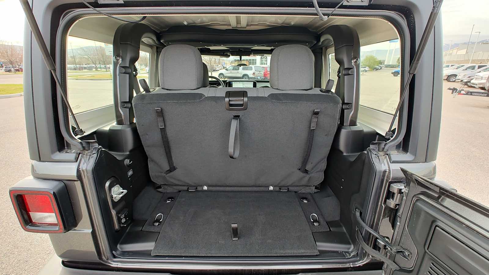 Thumbnail: 2026 Jeep Wrangler - 19