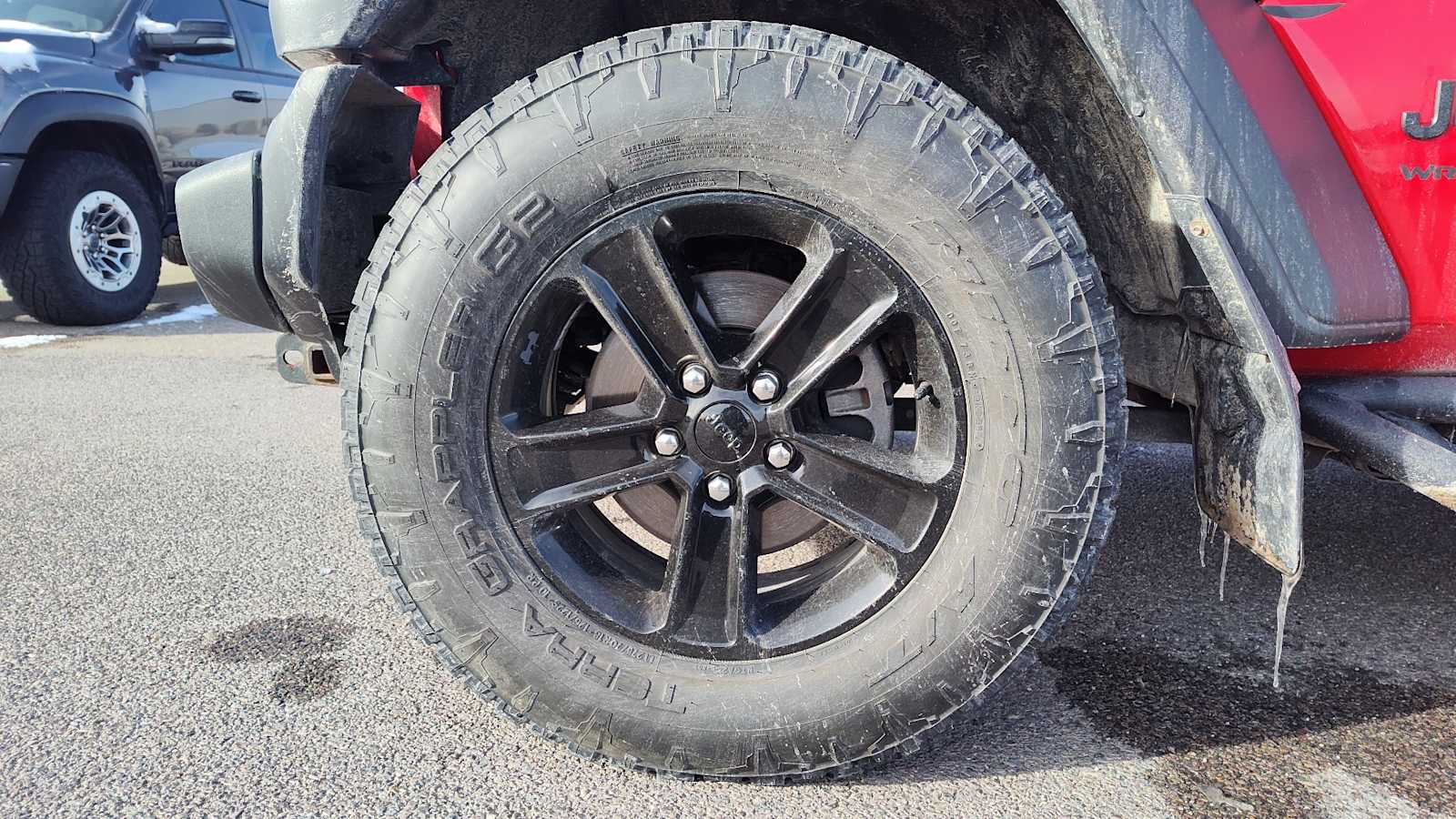 Thumbnail: 2019 Jeep Wrangler - 3