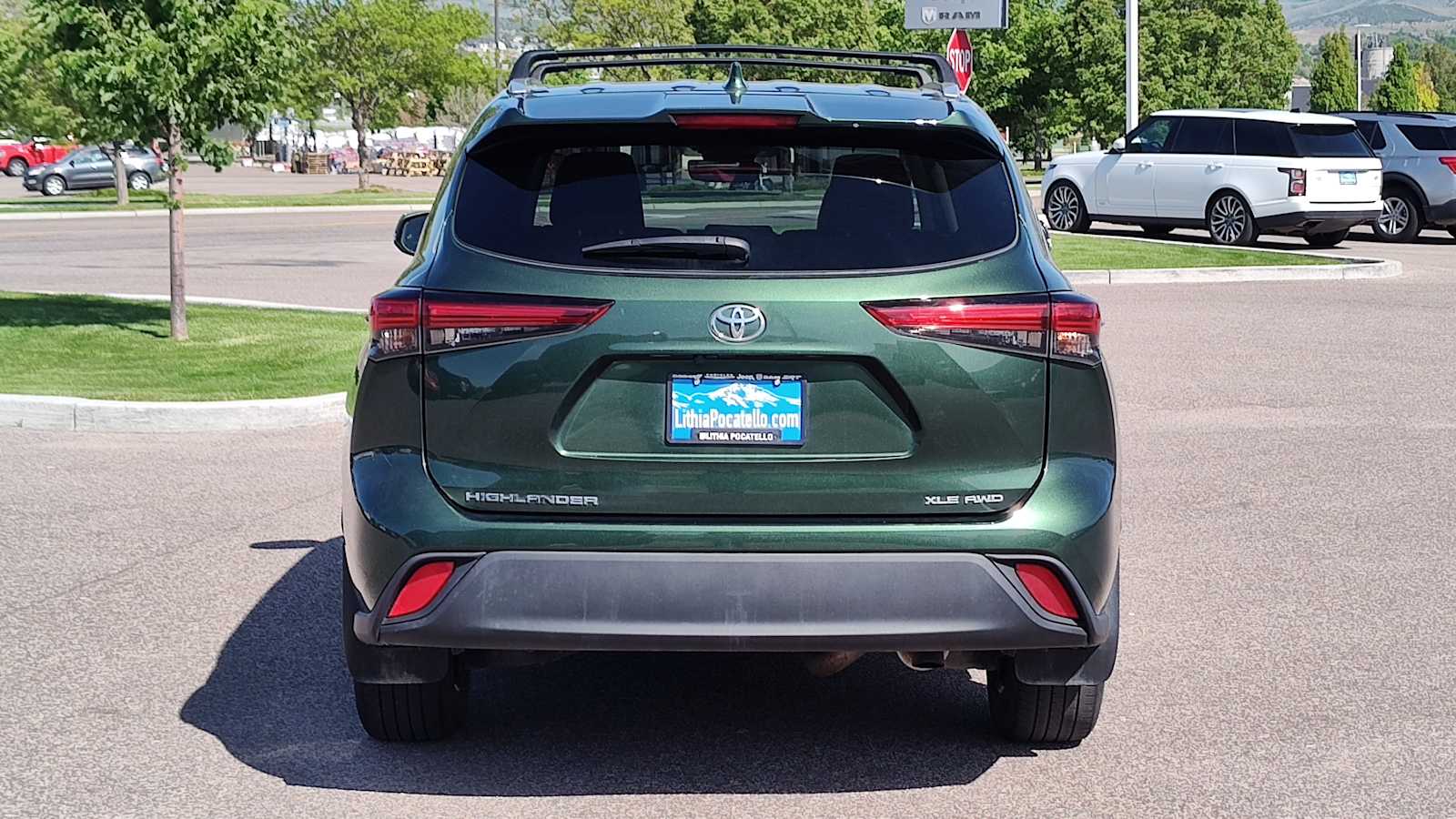Thumbnail: 2023 Toyota Highlander - 5