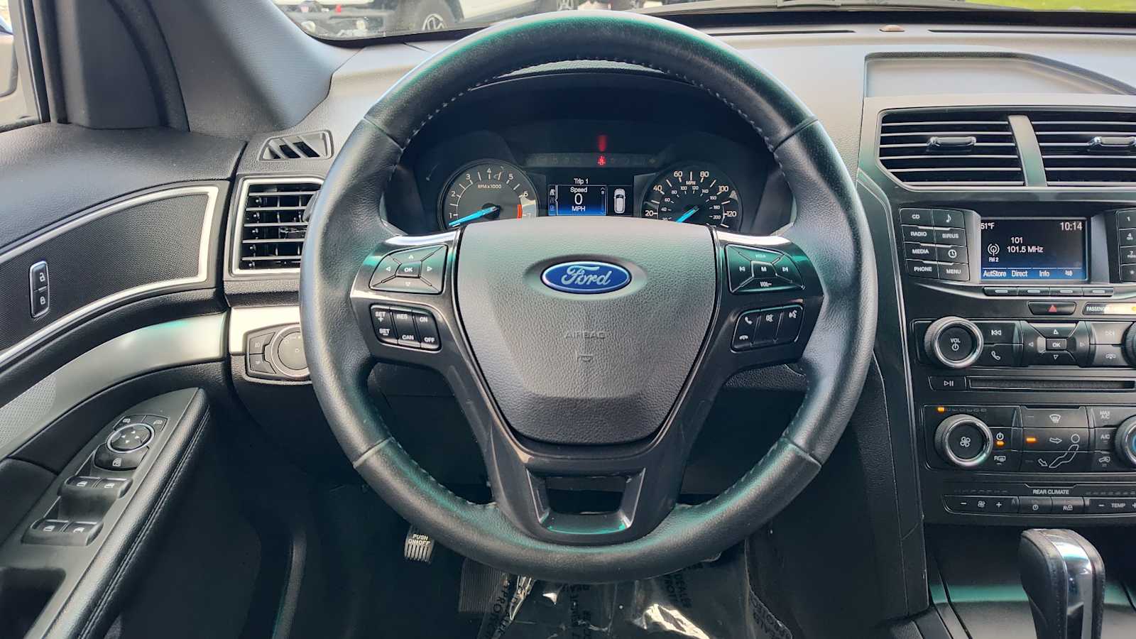 Thumbnail: 2017 Ford Explorer - 15