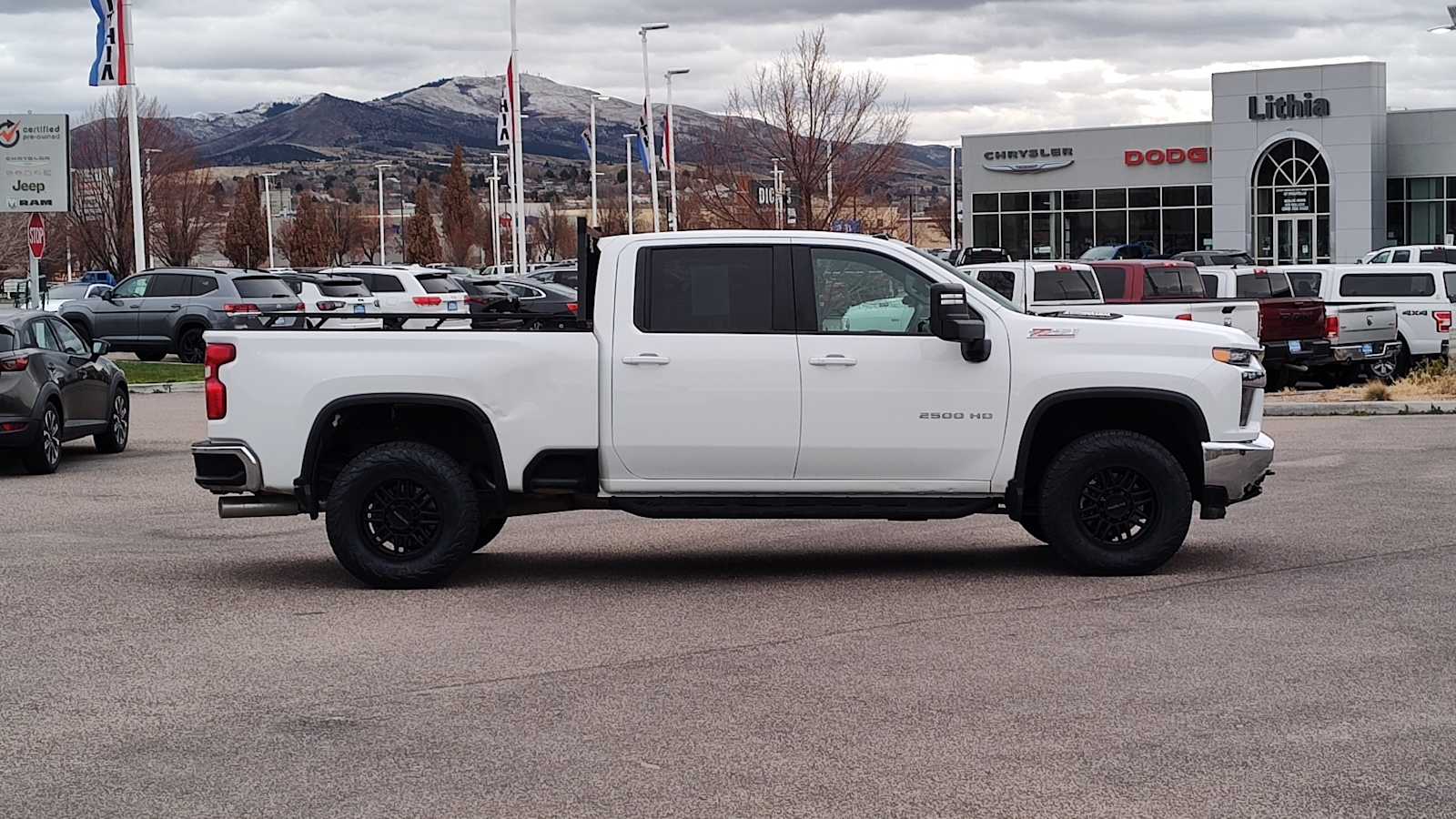 Thumbnail: 2023 Chevrolet Silverado 2500 - 25