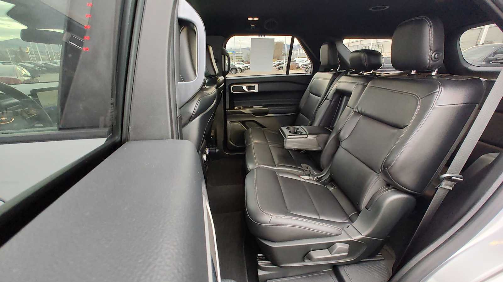 Thumbnail: 2020 Ford Explorer - 13