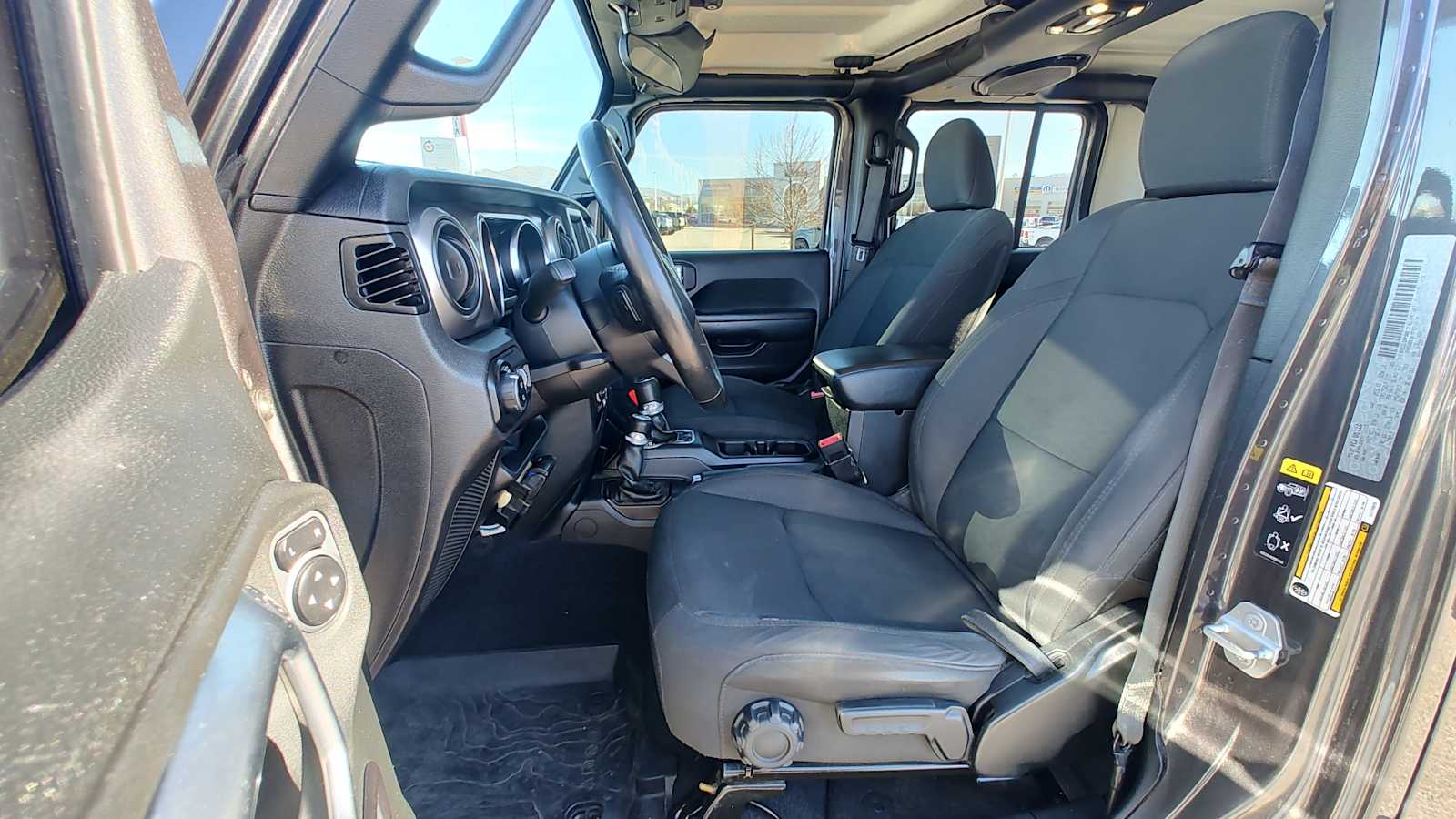 Thumbnail: 2020 Jeep Gladiator - 11