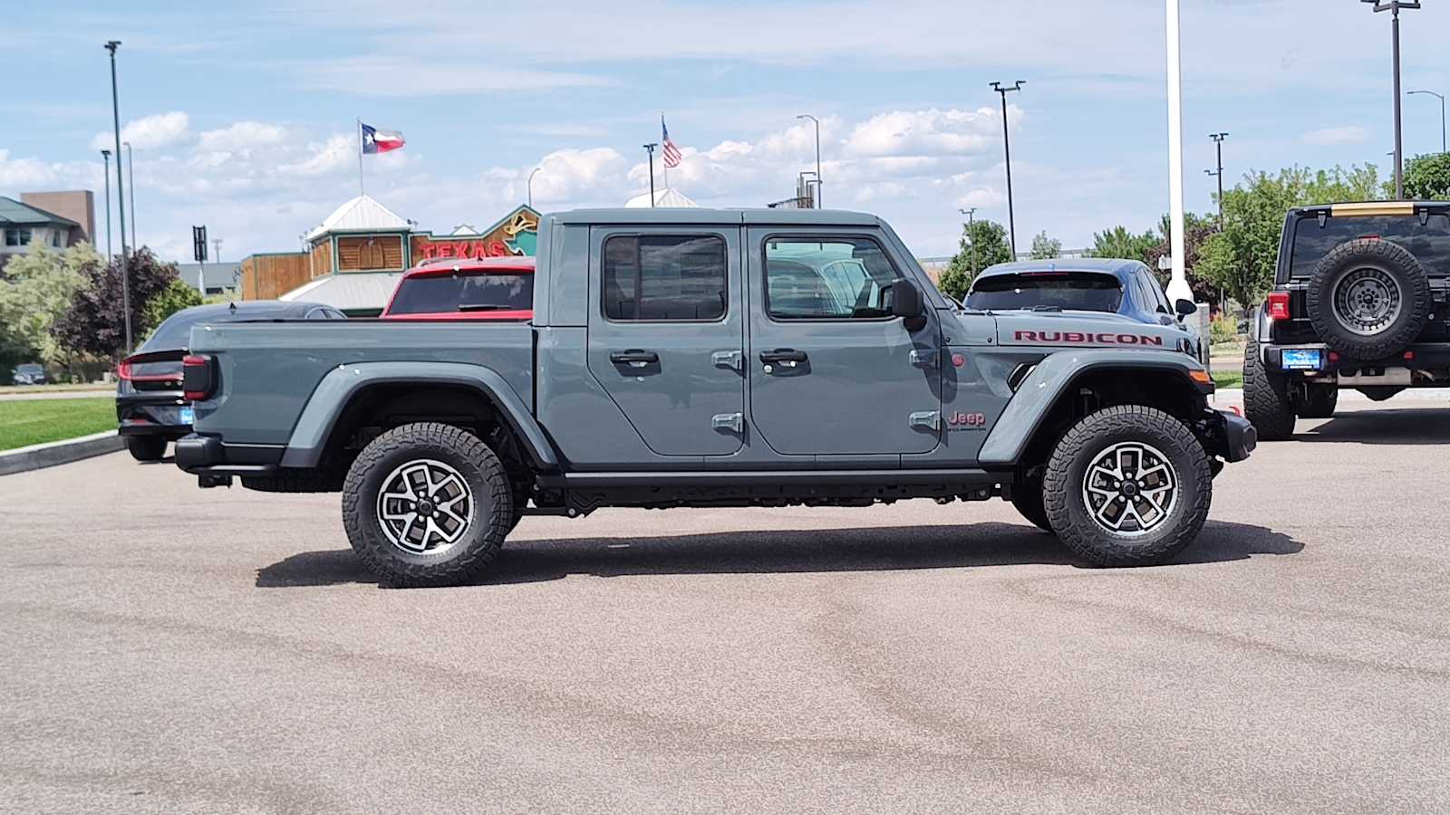 Thumbnail: 2025 Jeep Gladiator - 24