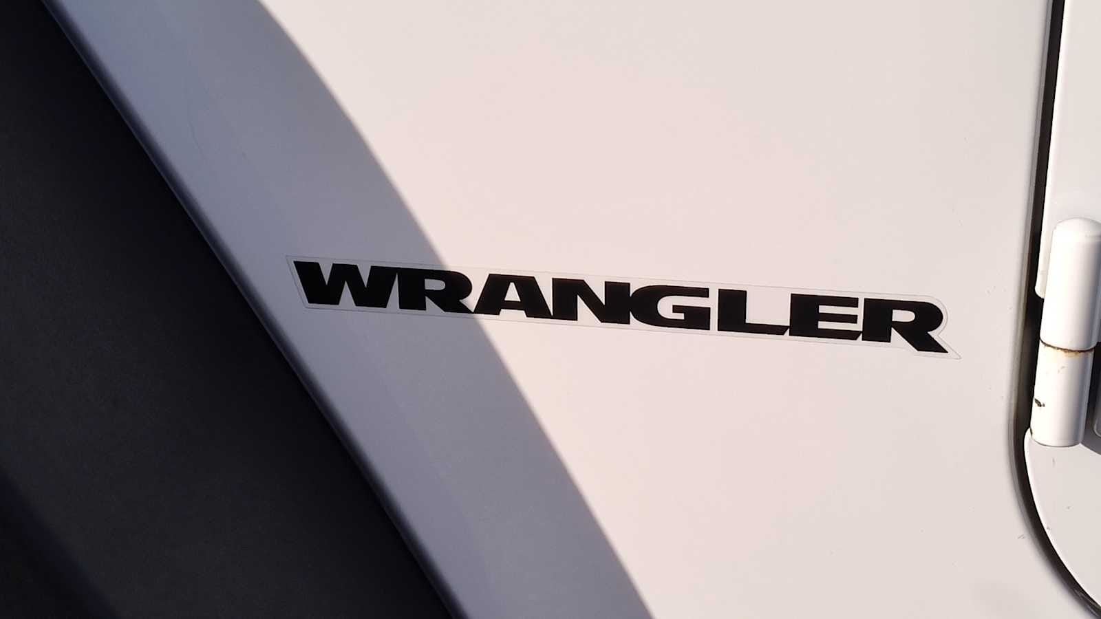 Thumbnail: 2016 Jeep Wrangler - 7