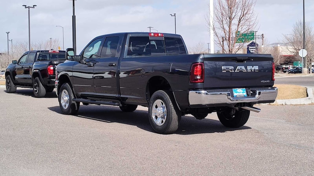 New 2026 Ram 2500 TRADESMAN CREW CAB 4X4 8' BOX Pickup