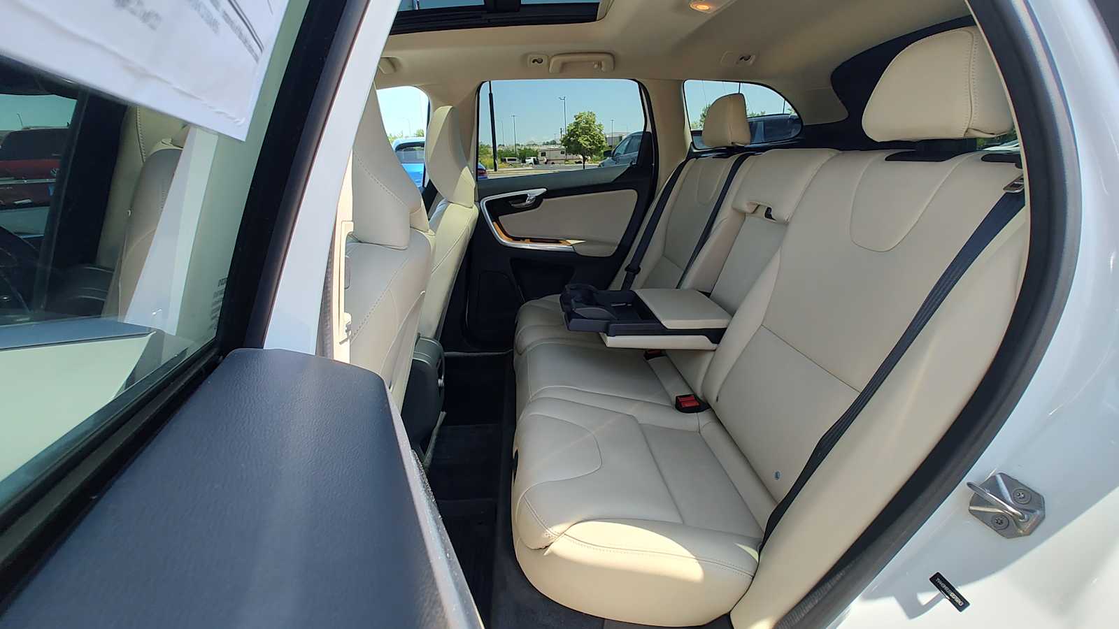 2017 Volvo XC60 T6 Inscription 13