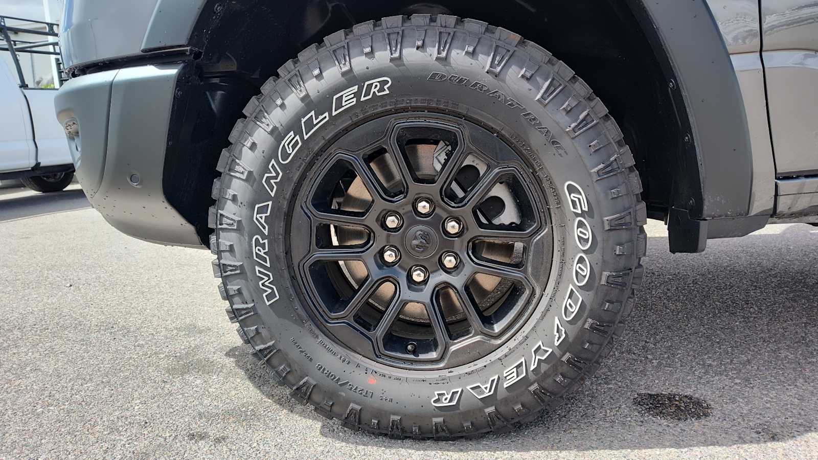 Thumbnail: 2026 RAM 1500 - 8