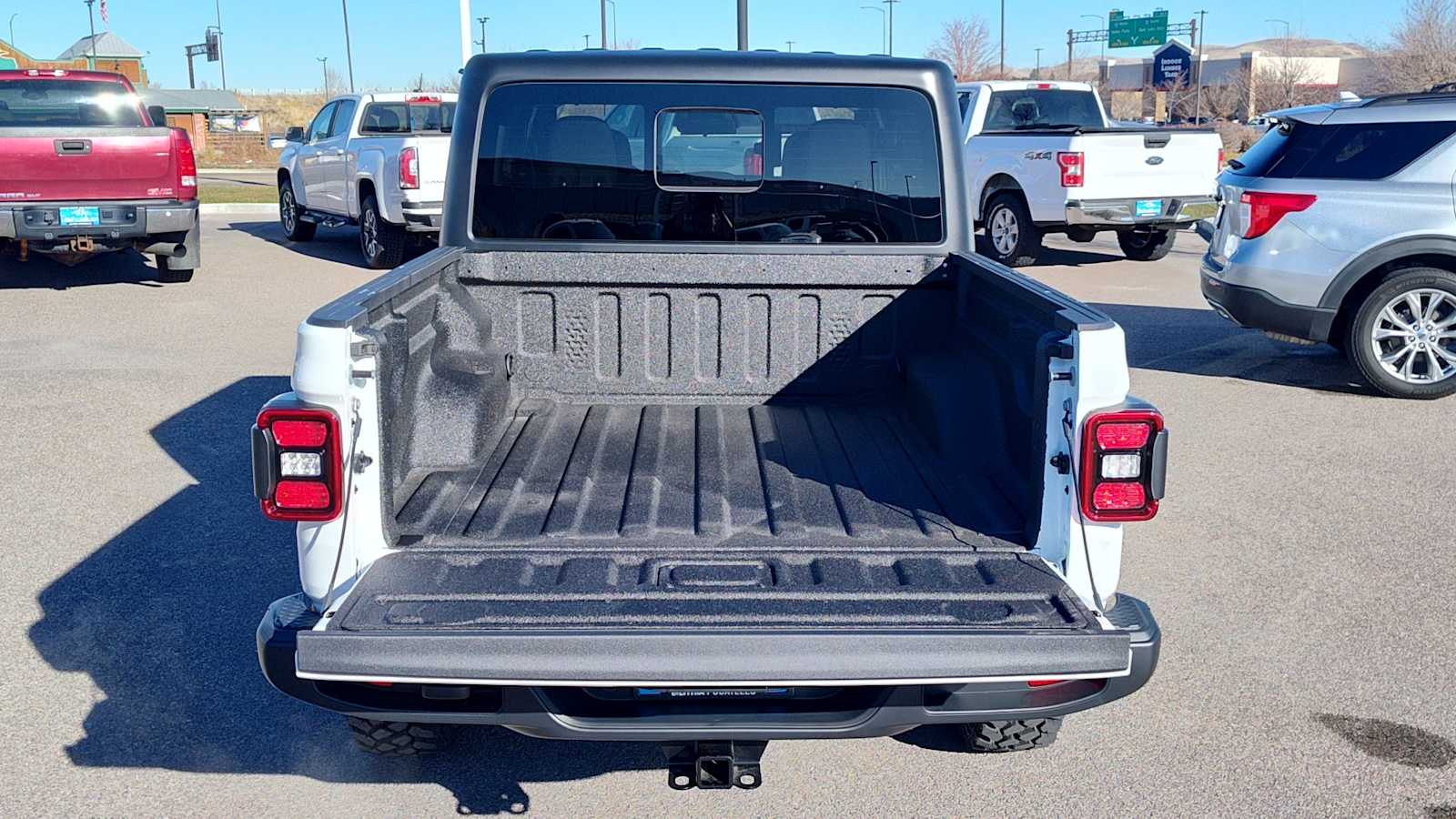 Thumbnail: 2026 Jeep Gladiator - 19