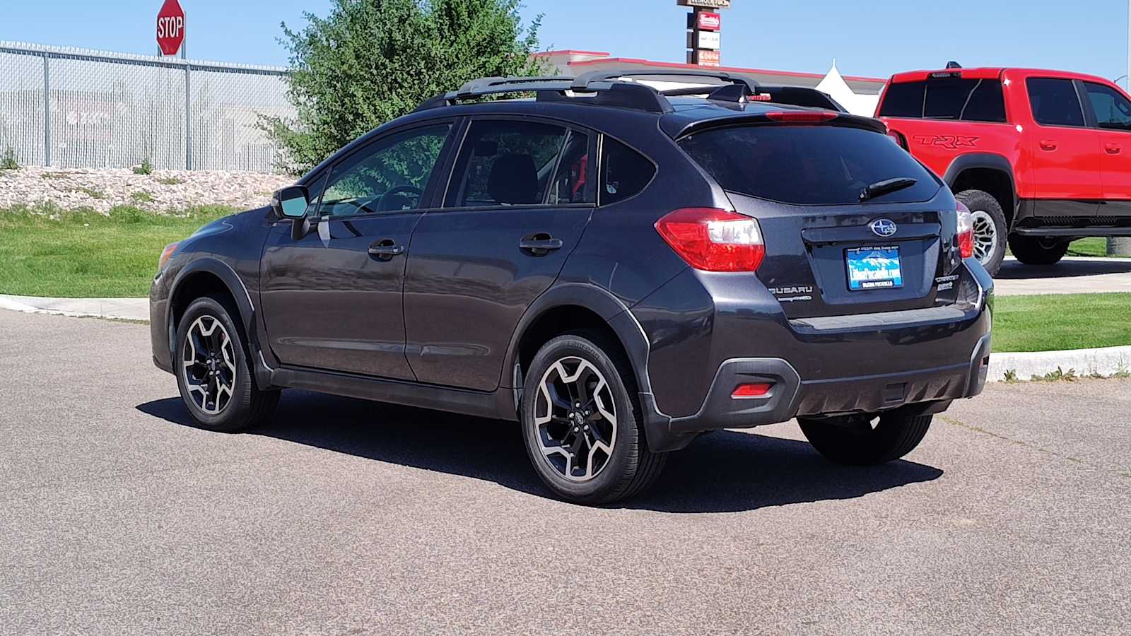 Thumbnail: 2017 Subaru Crosstrek - 4