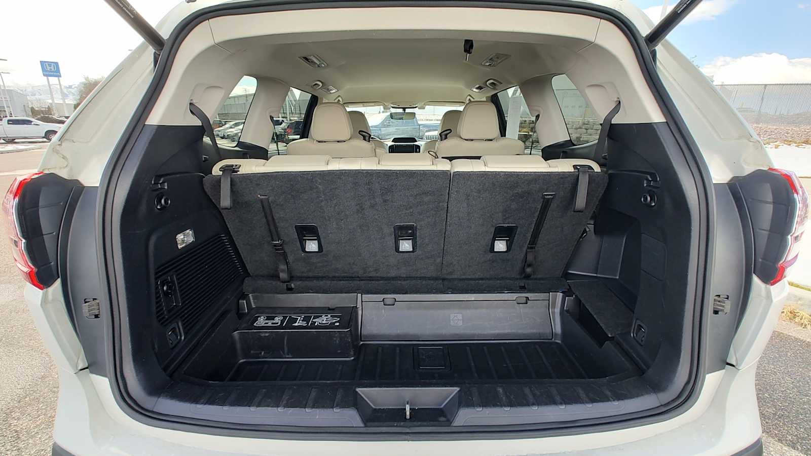 Thumbnail: 2019 Subaru Ascent - 19