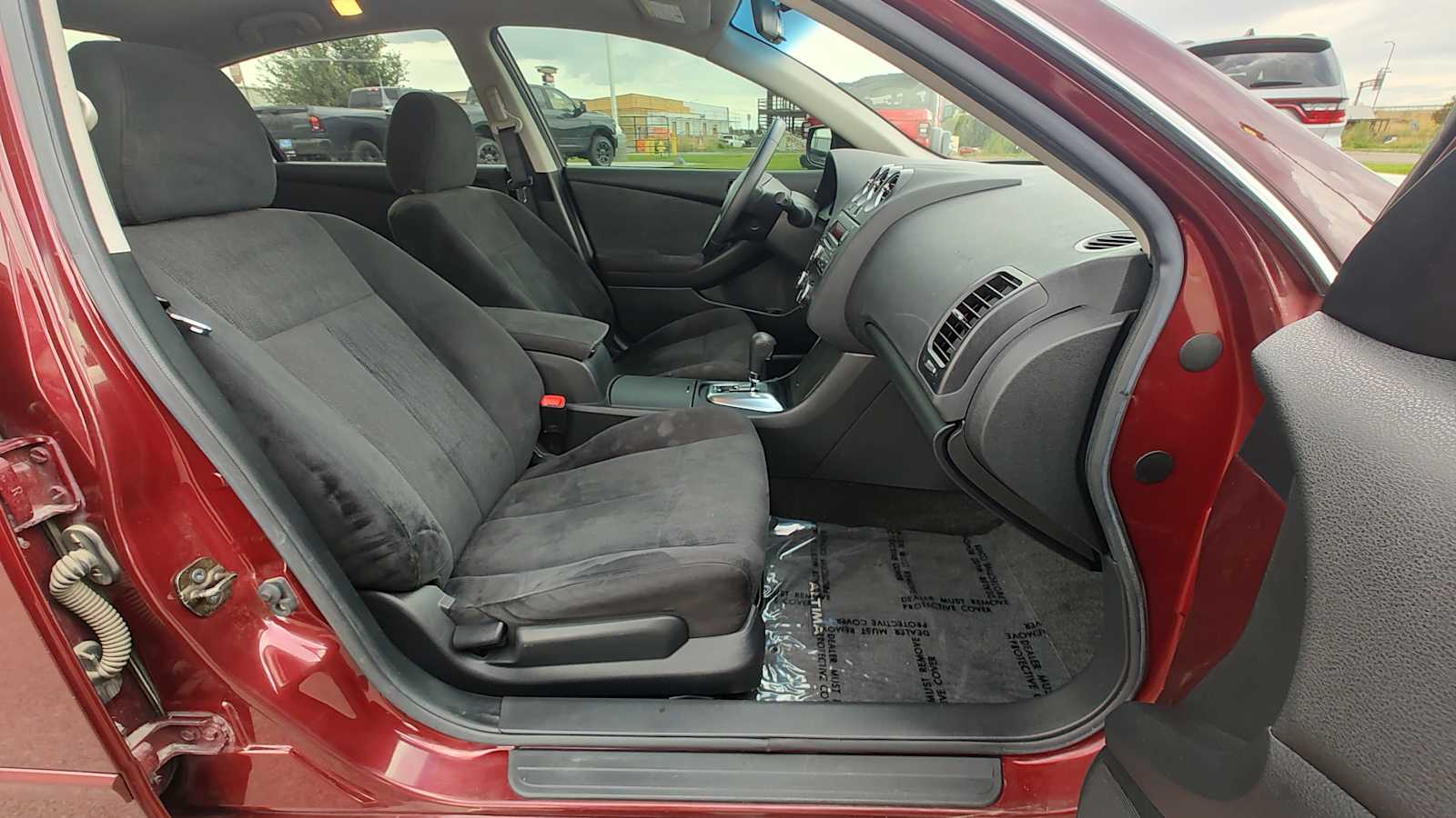 Thumbnail: 2010 Nissan Altima - 14