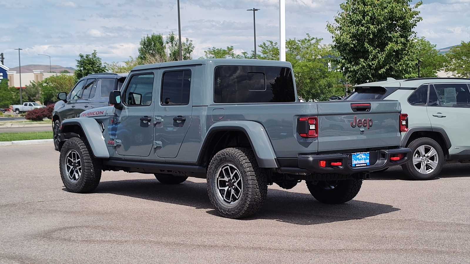 Thumbnail: 2025 Jeep Gladiator - 4