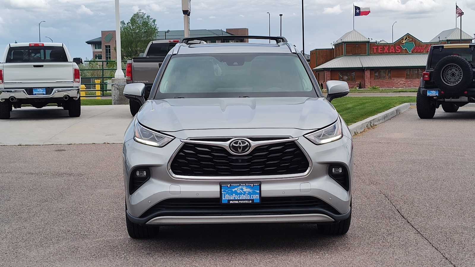 Thumbnail: 2021 Toyota Highlander - 6