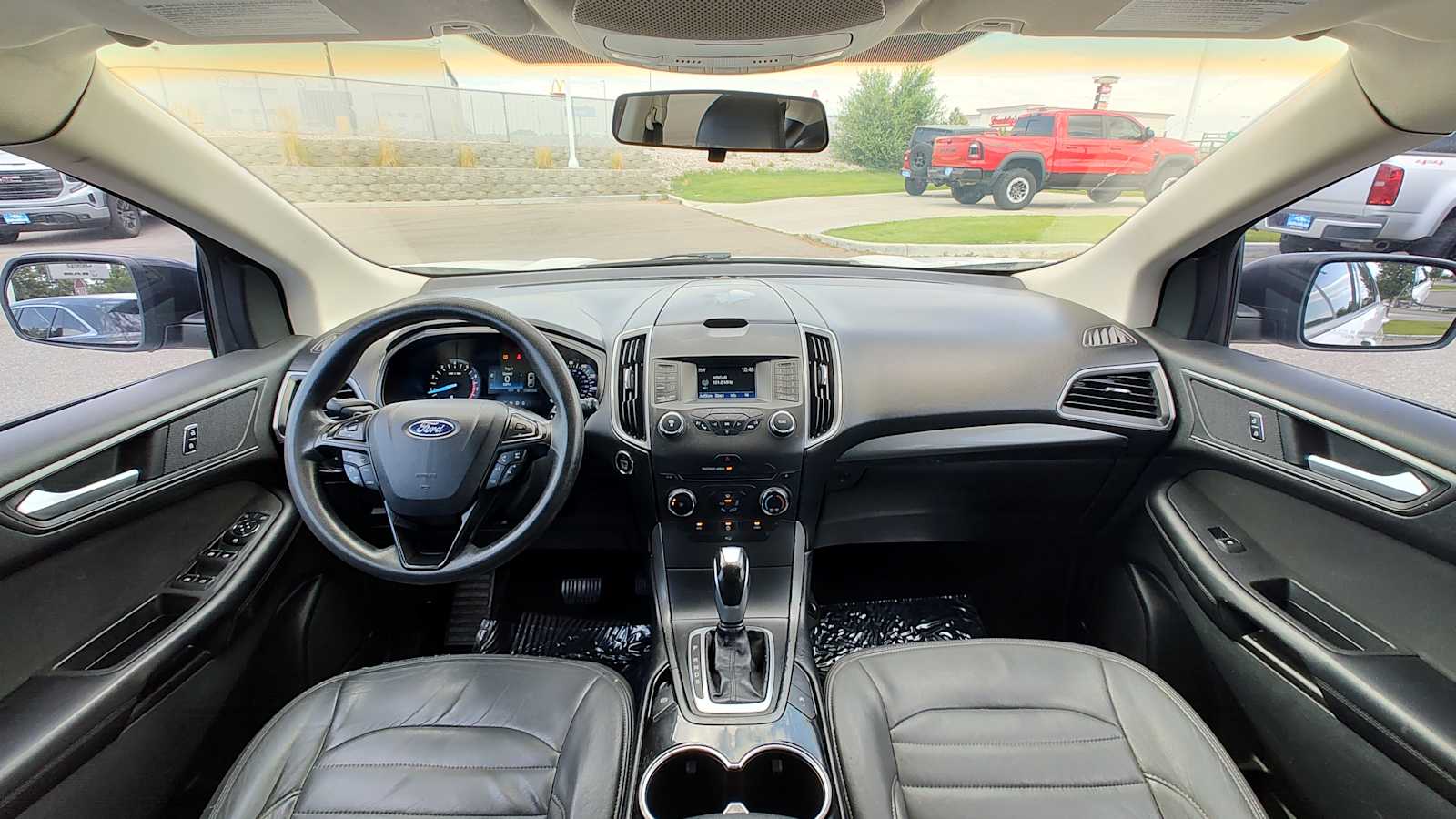 Thumbnail: 2016 Ford Edge - 10