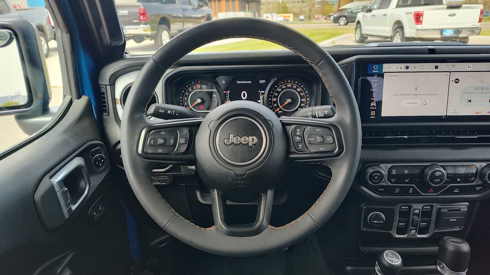 Thumbnail: 2024 Jeep Gladiator - 15