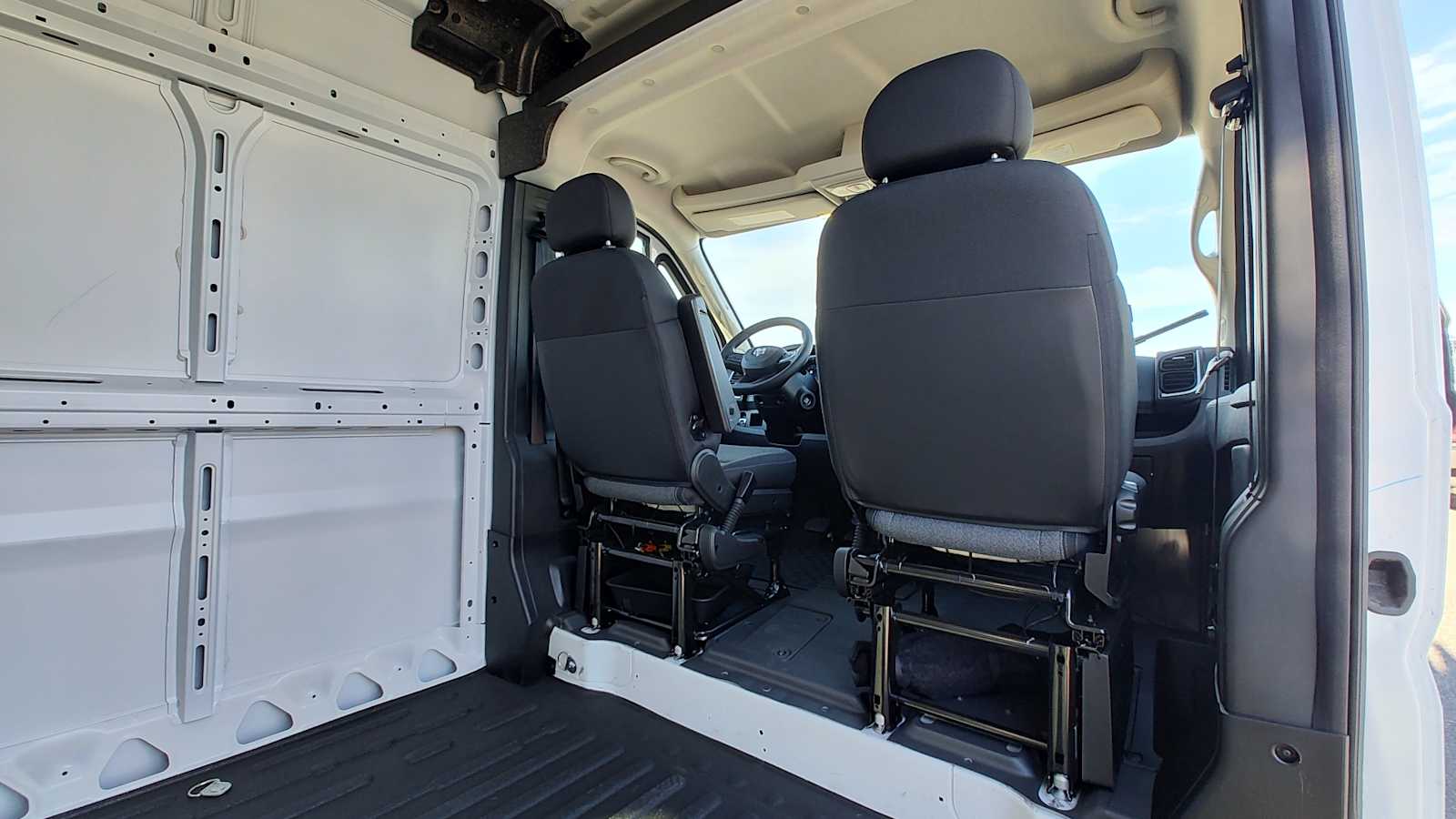 Thumbnail: 2026 RAM ProMaster - 12