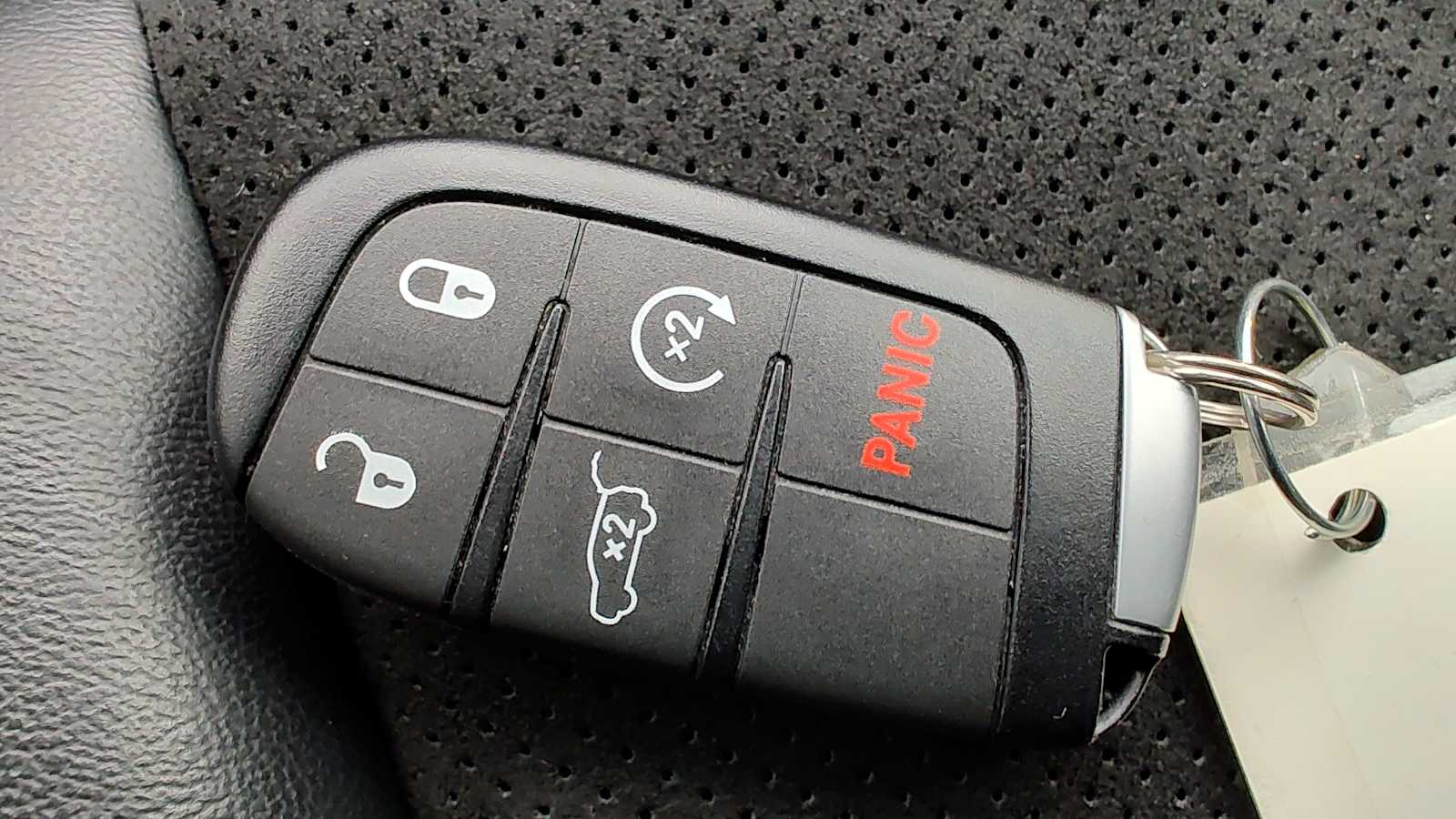 Thumbnail: 2021 Jeep Grand Cherokee - 20