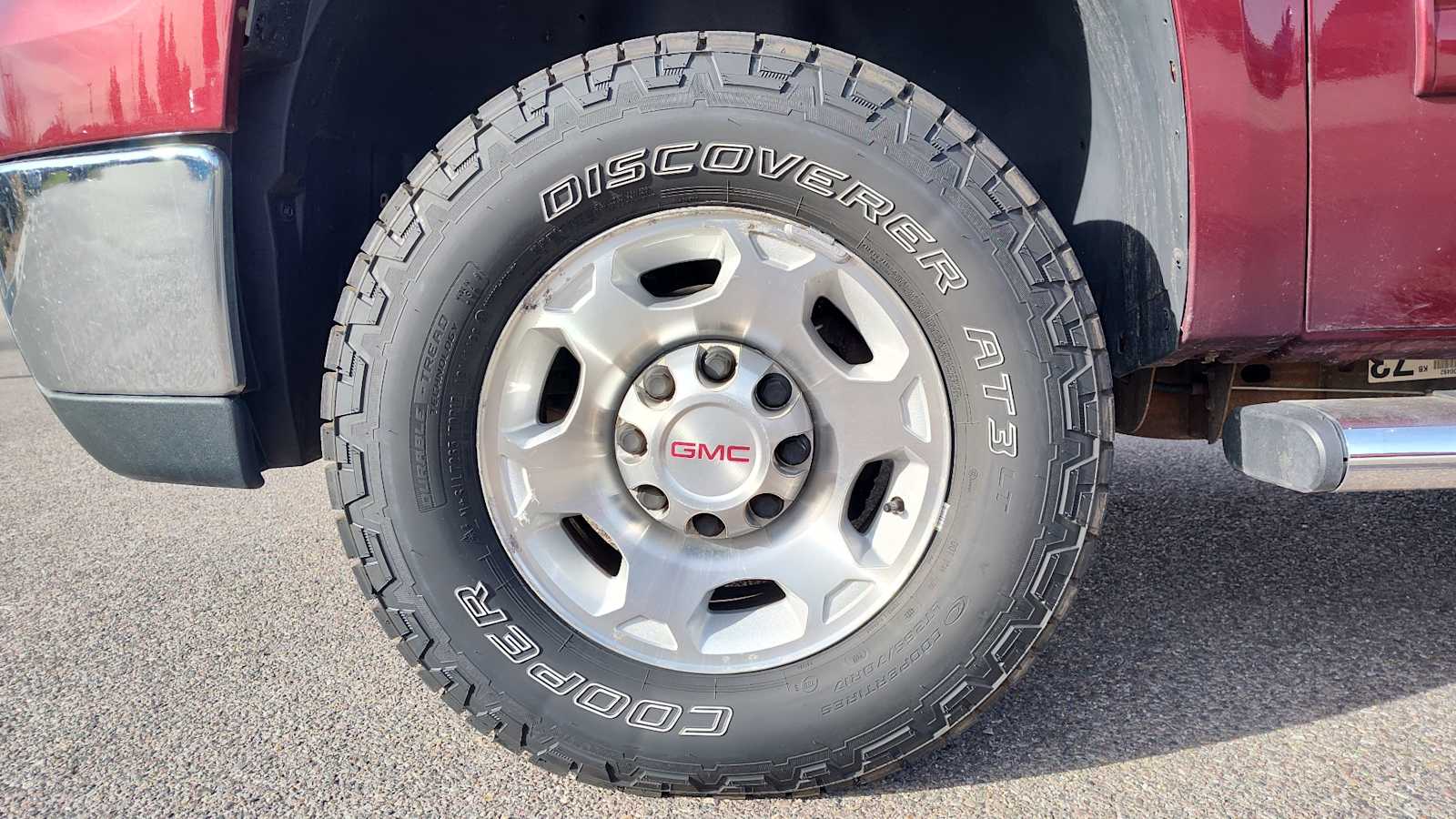 Thumbnail: 2008 GMC Sierra 2500 - 8