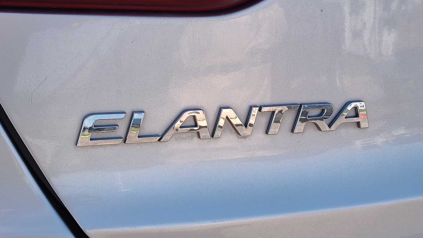Thumbnail: 2018 Hyundai Elantra - 2