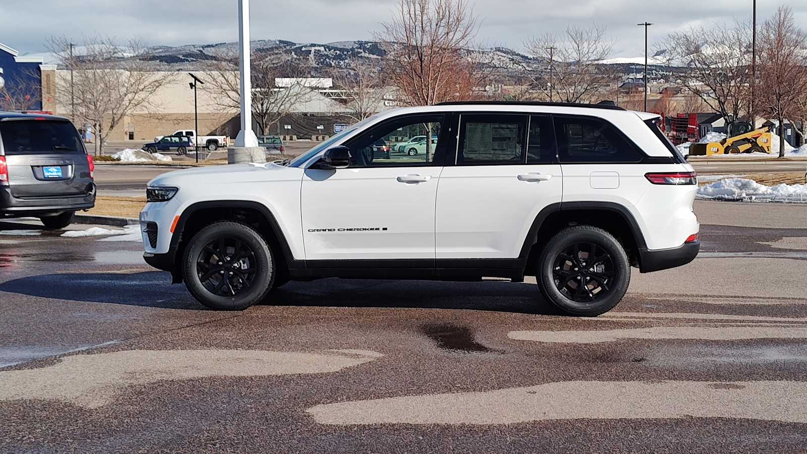 Thumbnail: 2025 Jeep Grand Cherokee - 3