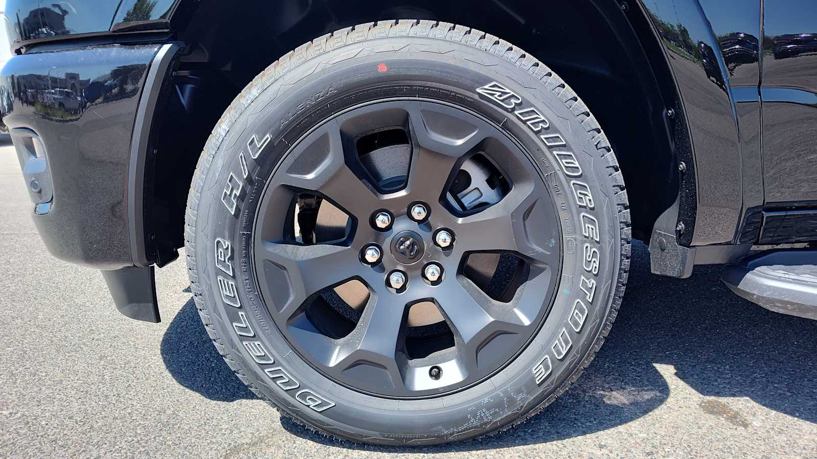 Thumbnail: 2025 RAM 1500 - 8