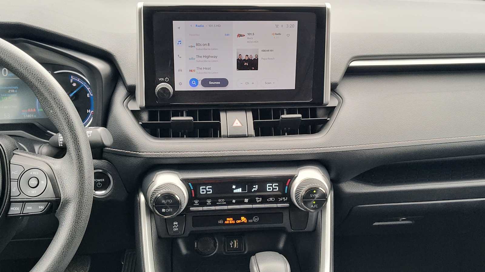 Thumbnail: 2024 Toyota RAV4 - 16