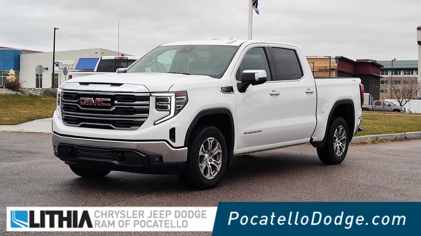 2024 GMC Sierra 1500 SLT's photo