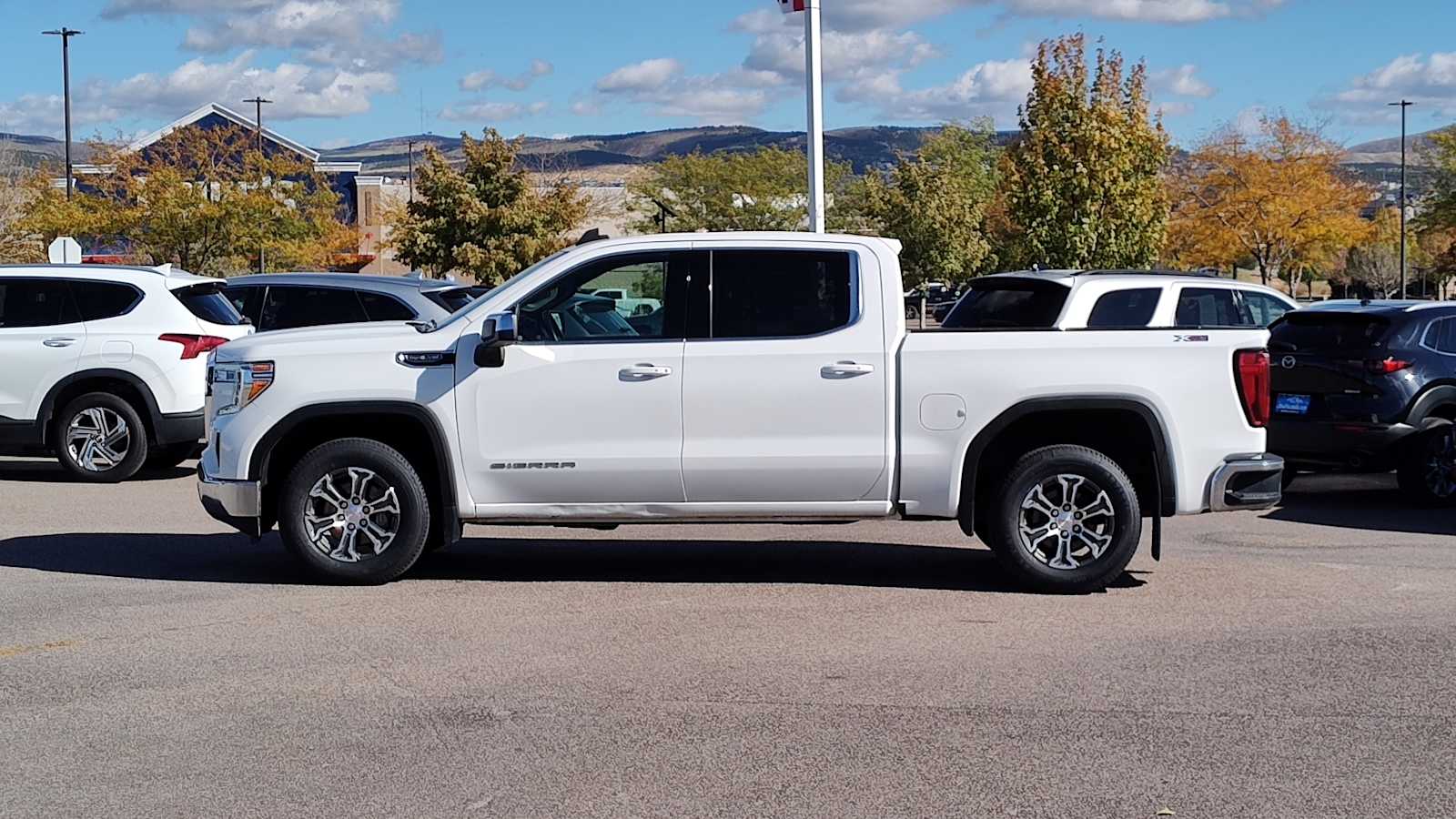 Thumbnail: 2021 GMC Sierra 1500 - 3