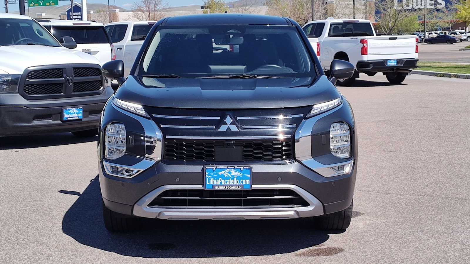 Thumbnail: 2025 Mitsubishi Outlander - 6